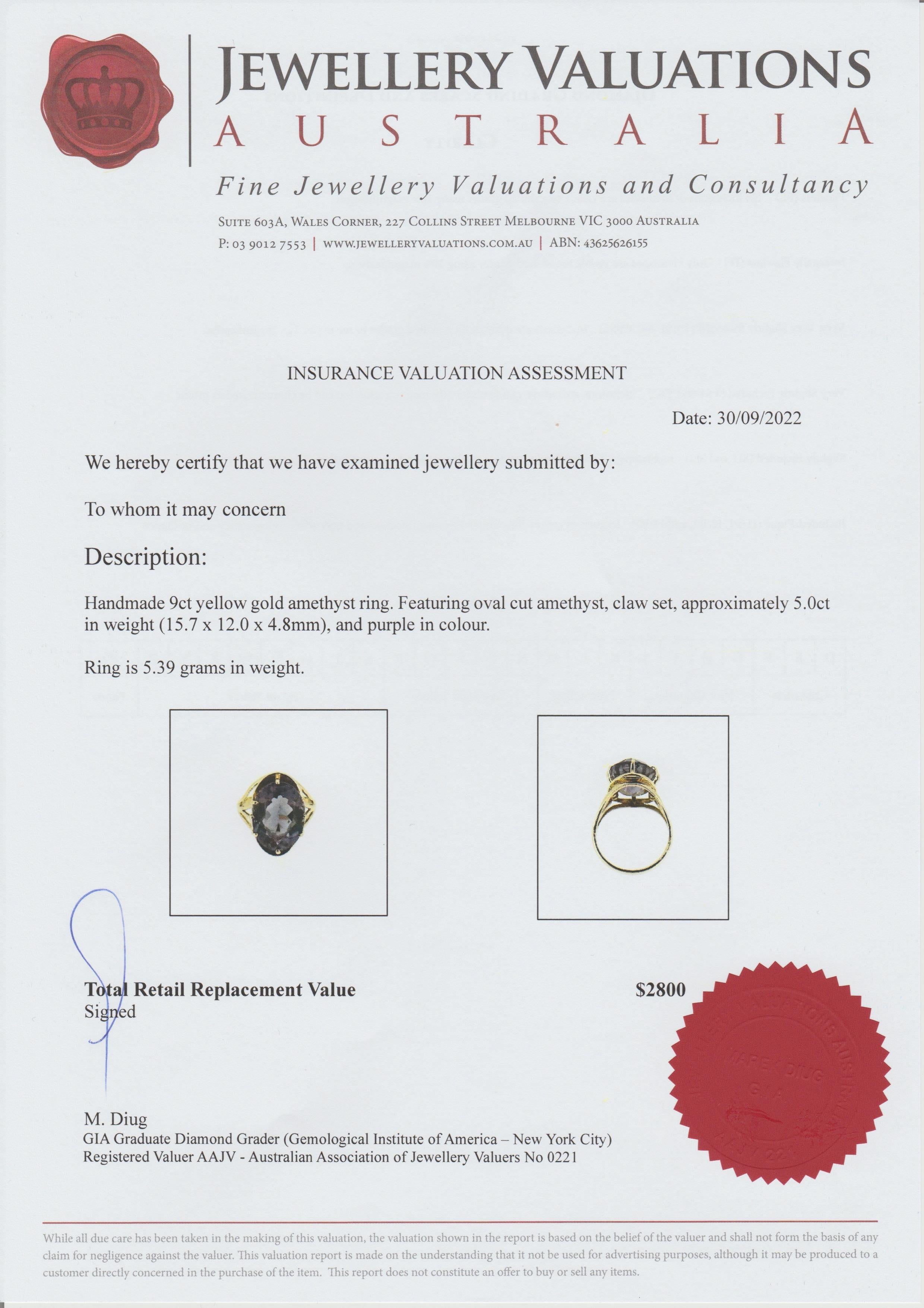 Women's or Men's 5ct Natural Amethyst Yellow Gold Cocktail Ring For Sale