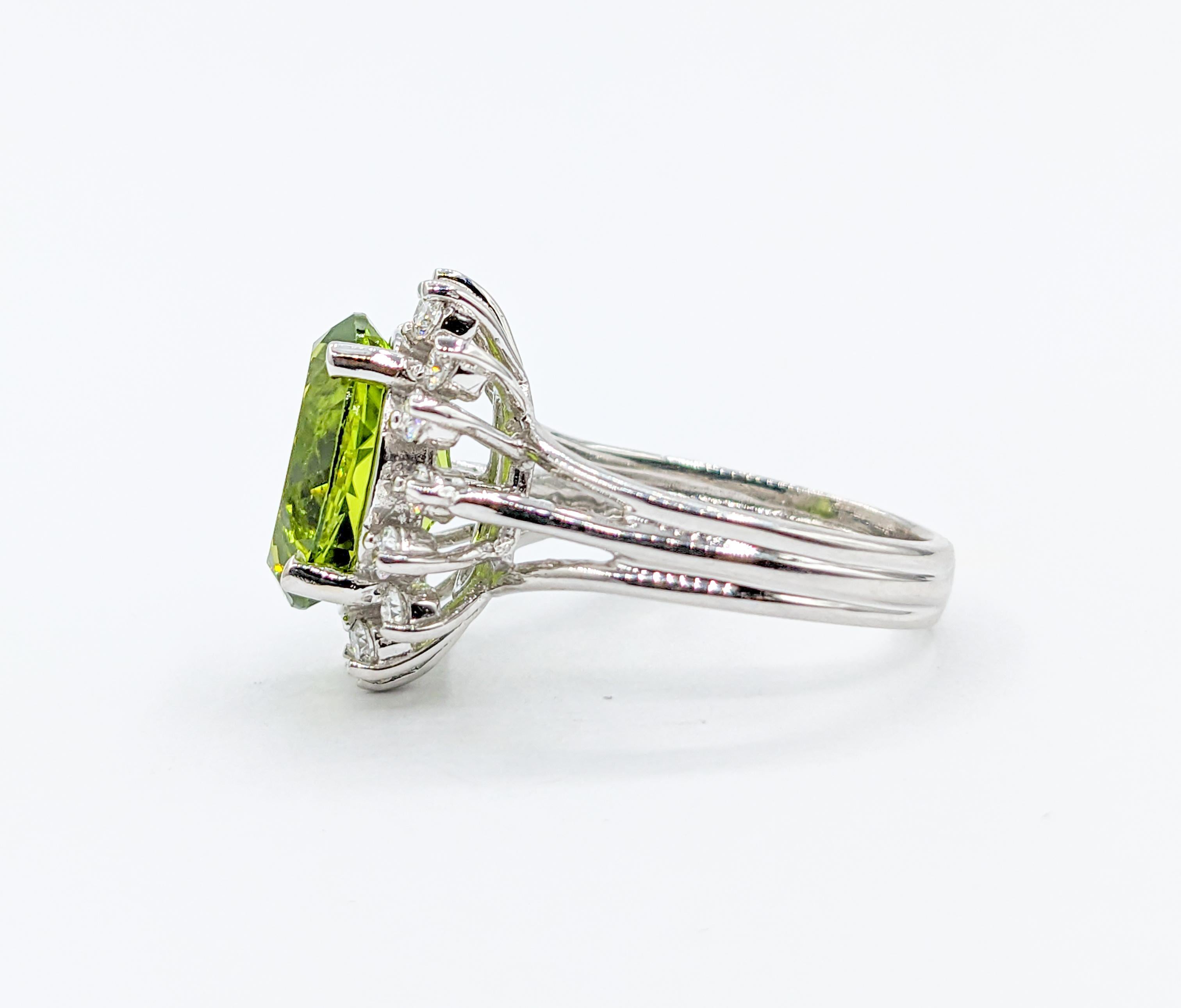 5ct Peridot & Diamond Halo Cocktail Ring For Sale 1