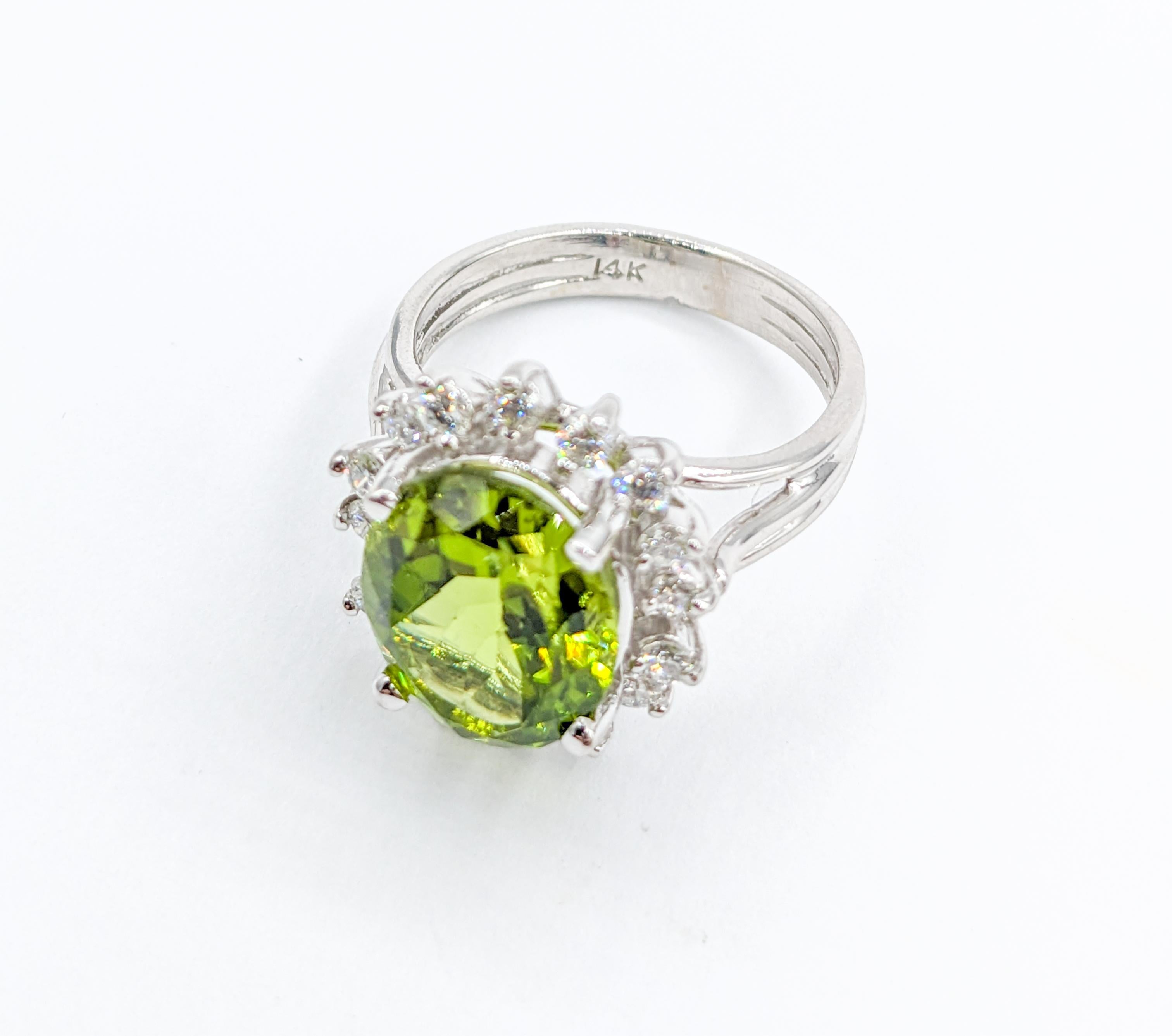 5ct Peridot & Diamond Halo Cocktail Ring For Sale 2