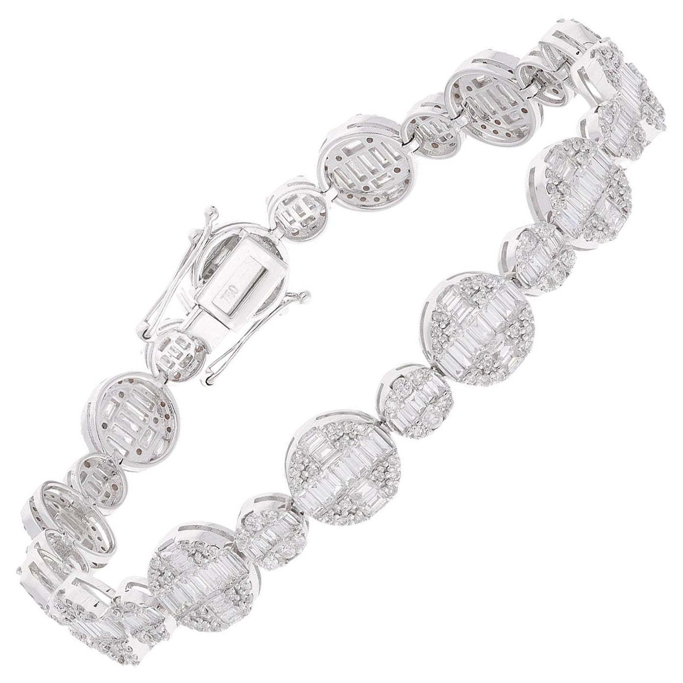 Artikel-Code :- SEBR-42838 (14k)
Bruttogewicht :- 13.64 gm
Solide 14k Weißgold Wt. :- 12,64 gm
Natürlicher Diamant Gewicht :- 5 Ct.  ( DURCHSCHNITTLICHE DIAMANT-REINHEIT SI1-SI2 & FARBE H-I )
Armband Länge :- 7 Zoll lang

✦