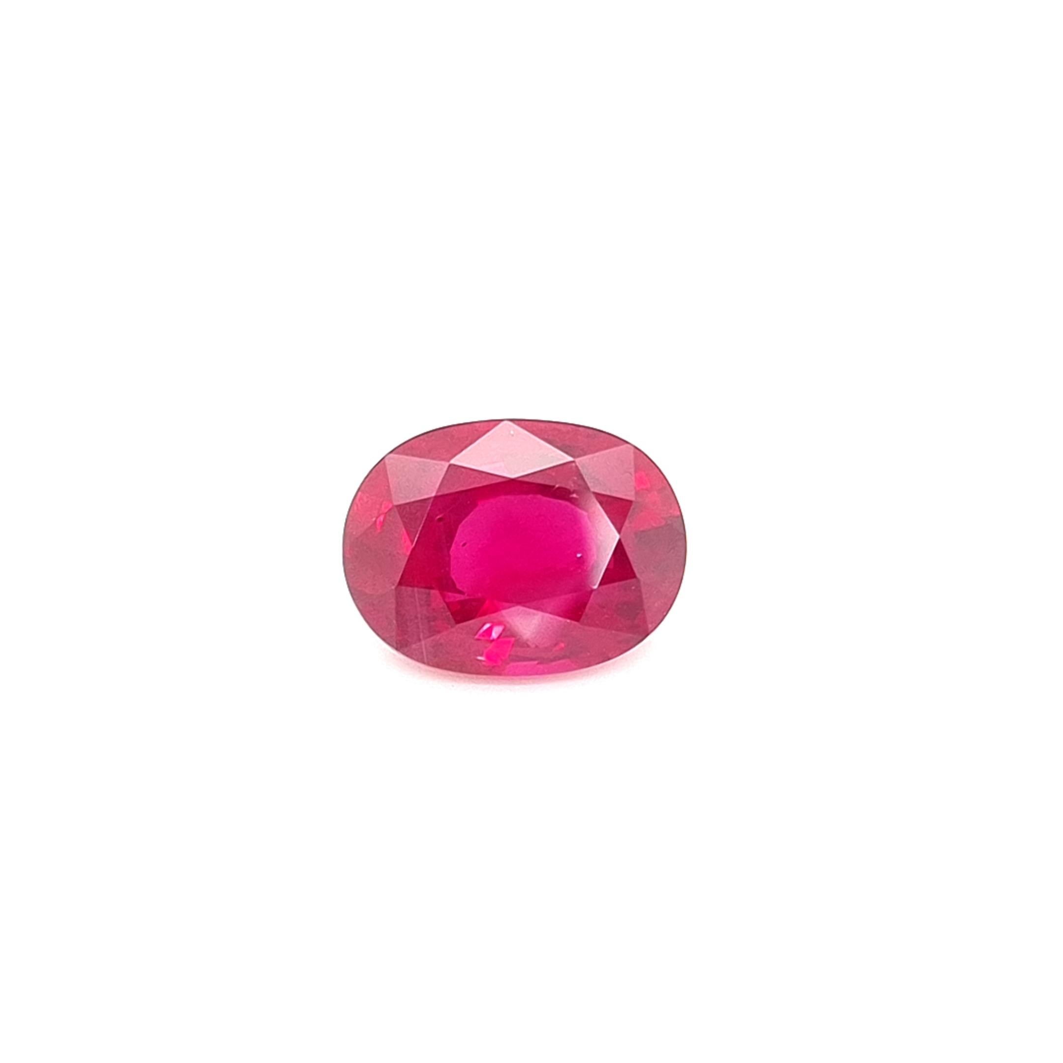 This 5ct unheated ruby from Mozambique exhibits a desirable array of features. 

With a weight of over 5 carats, this stone is of substantial size. As well as the fact that it is spared of any thermal enhancement, or 'unheated' as known in the gem