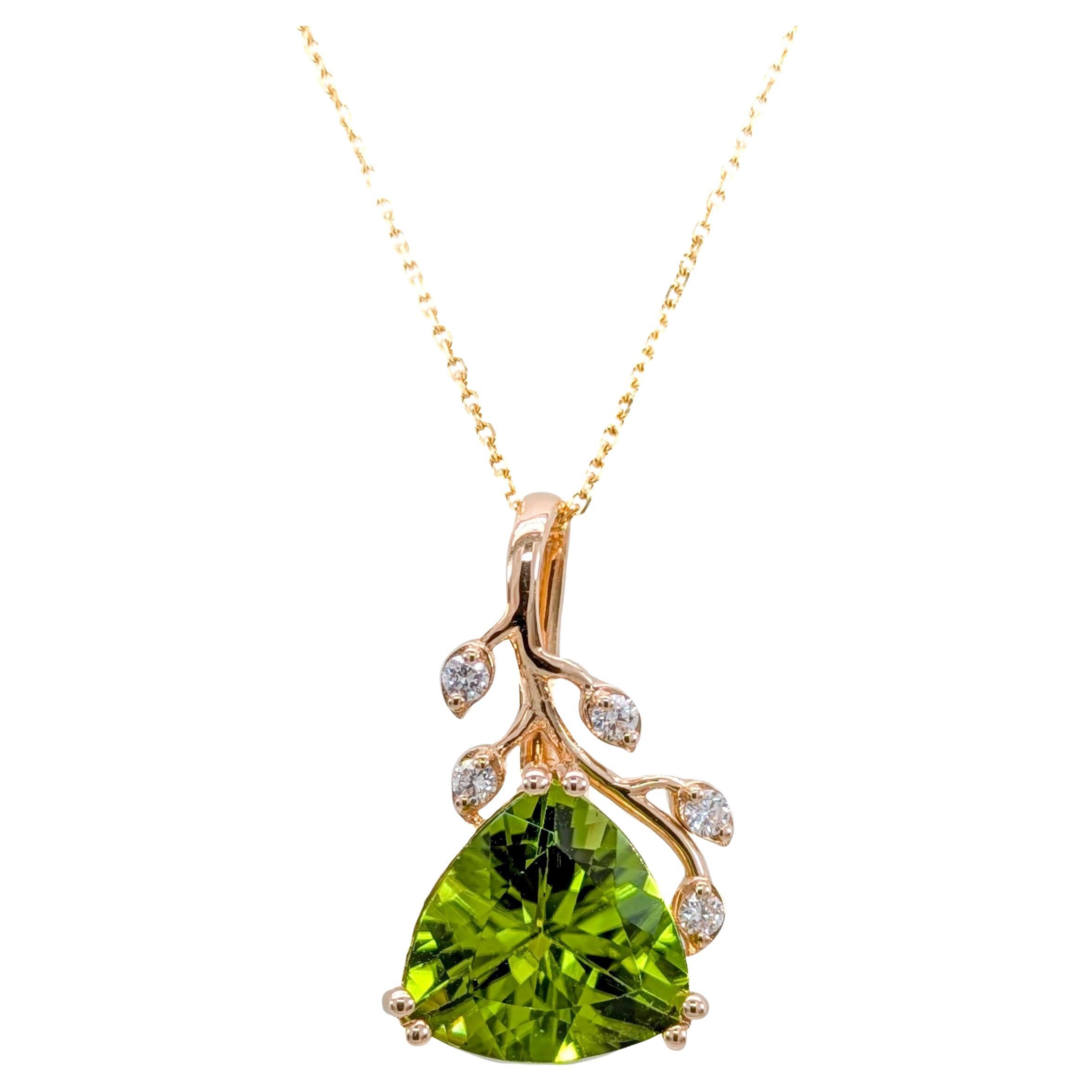 5cts Arizona Peridot Pendant w Natural Diamond Accents in 14K Solid Gold TR 12mm