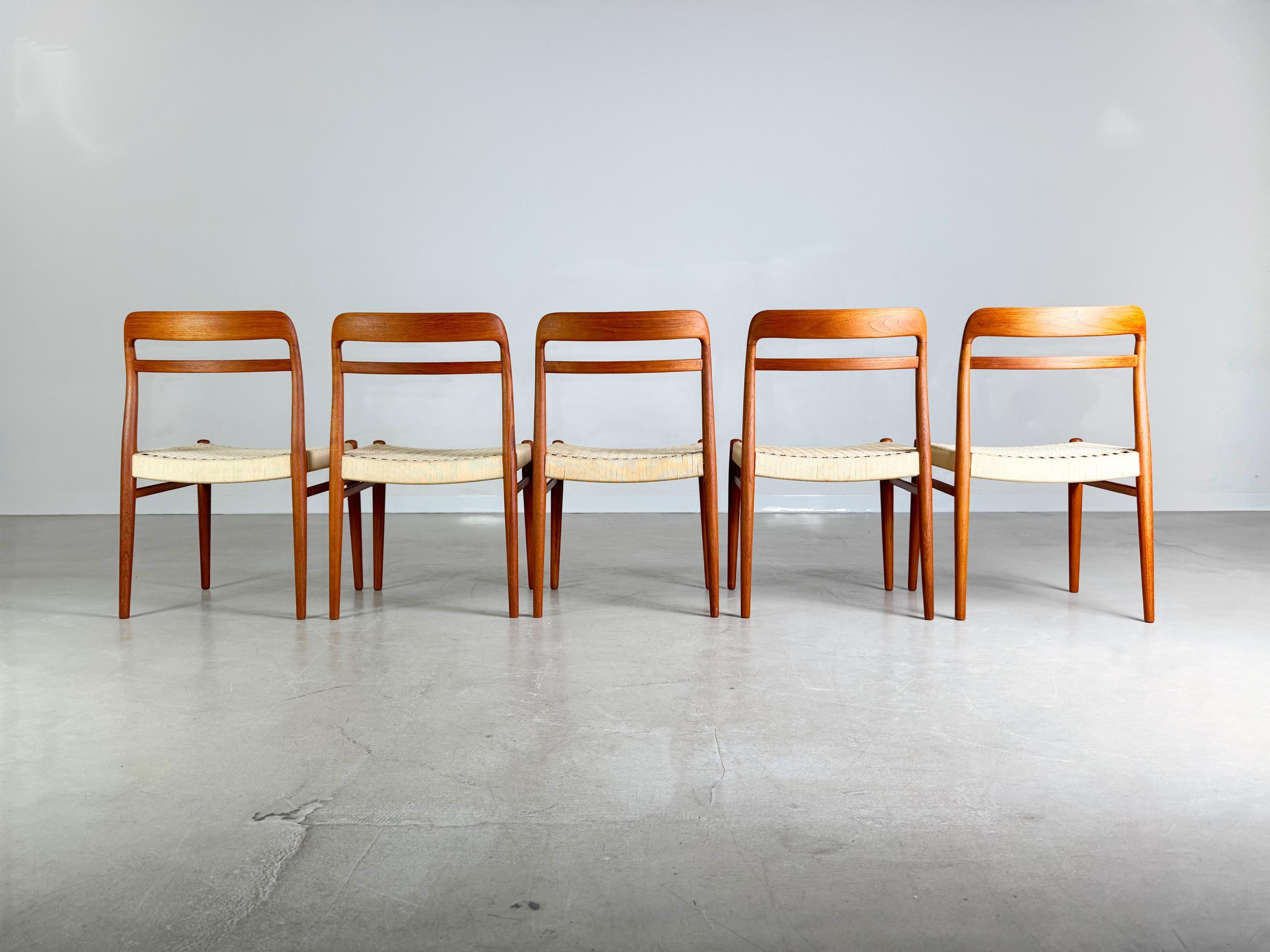 5er Set Mid Century Stühle Gustav Bahus Alf Aarseth im Angebot 3