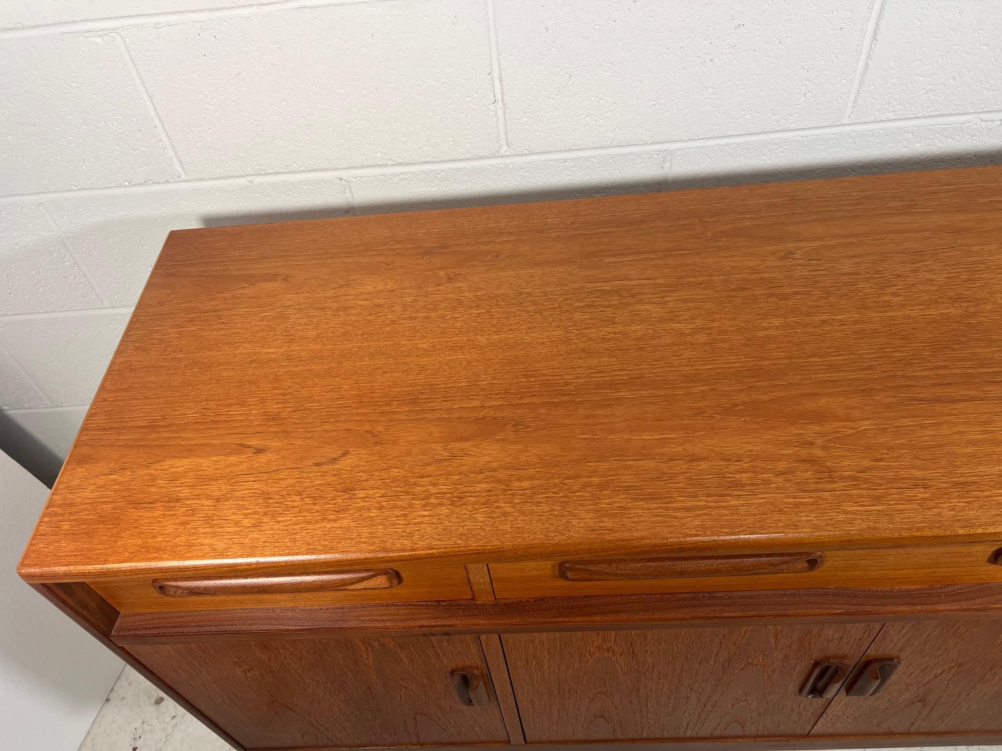 5ft Mid Century Modern Teak Credenza Buffet Console G Plan Fresco  For Sale 3