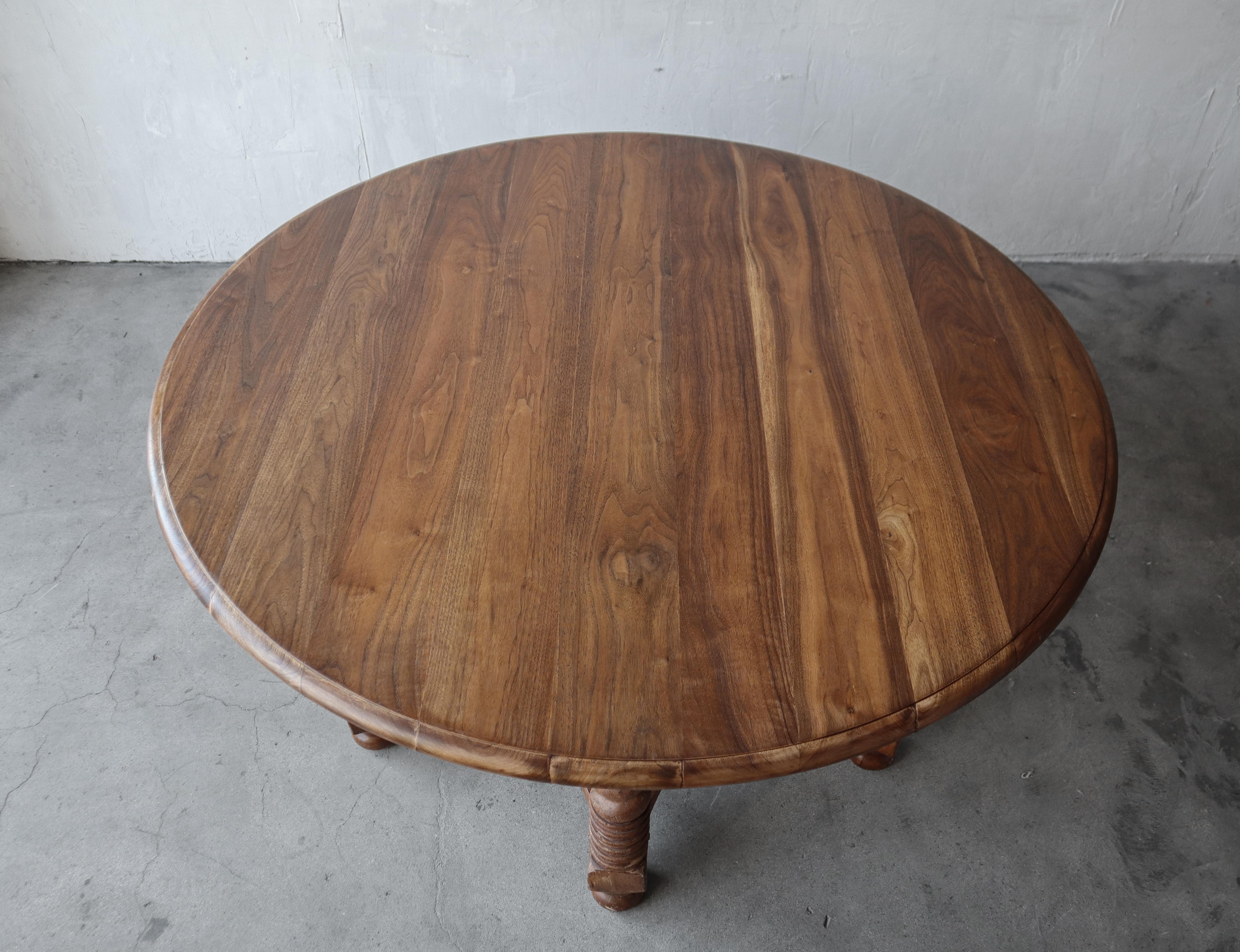 5ft Round European Walnut Barley Twist Dining Table In Good Condition For Sale In Las Vegas, NV