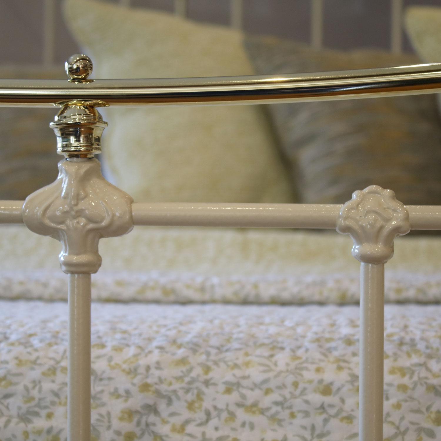 Cast Victorian Antique Bed in Cream MK227