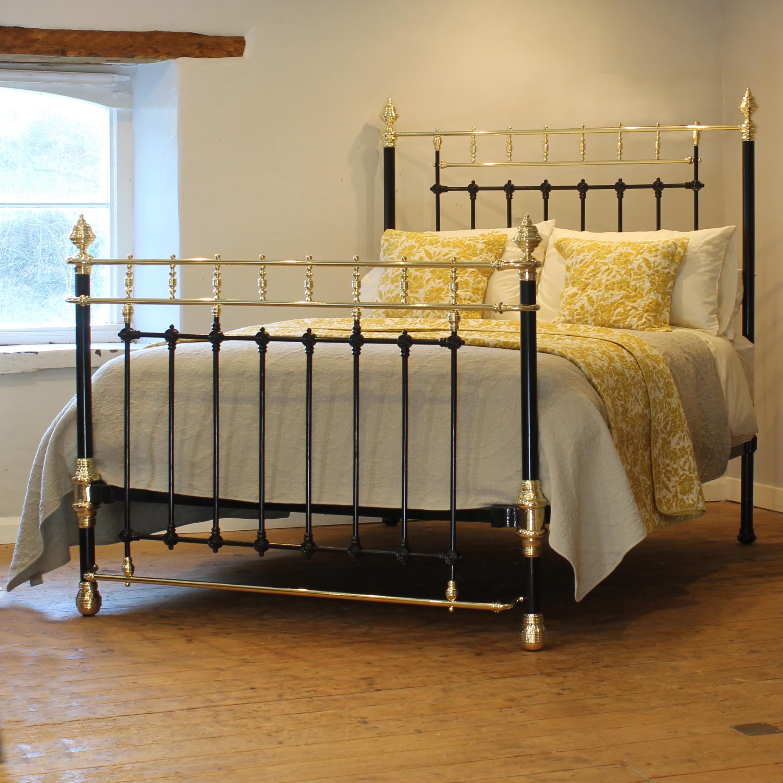 A superb cast iron antique bed finished in black with bow foot and decorative brass gallery in head and foot panels.

This bed accepts a UK king size or US queen size (5ft, 60in or 150cm wide) base and mattress set.

The price includes a standard