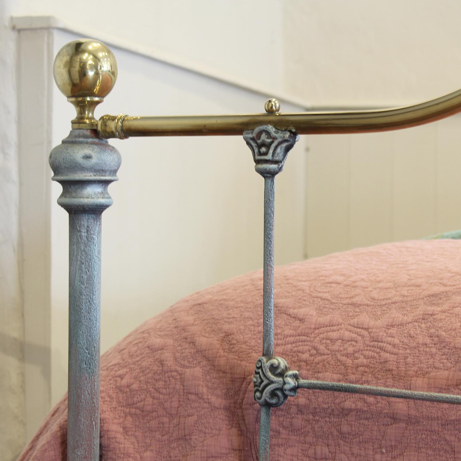 5ft Wide Cast Iron and Brass Antque Bed Finished in Blue Verdigris MK320 For Sale 2
