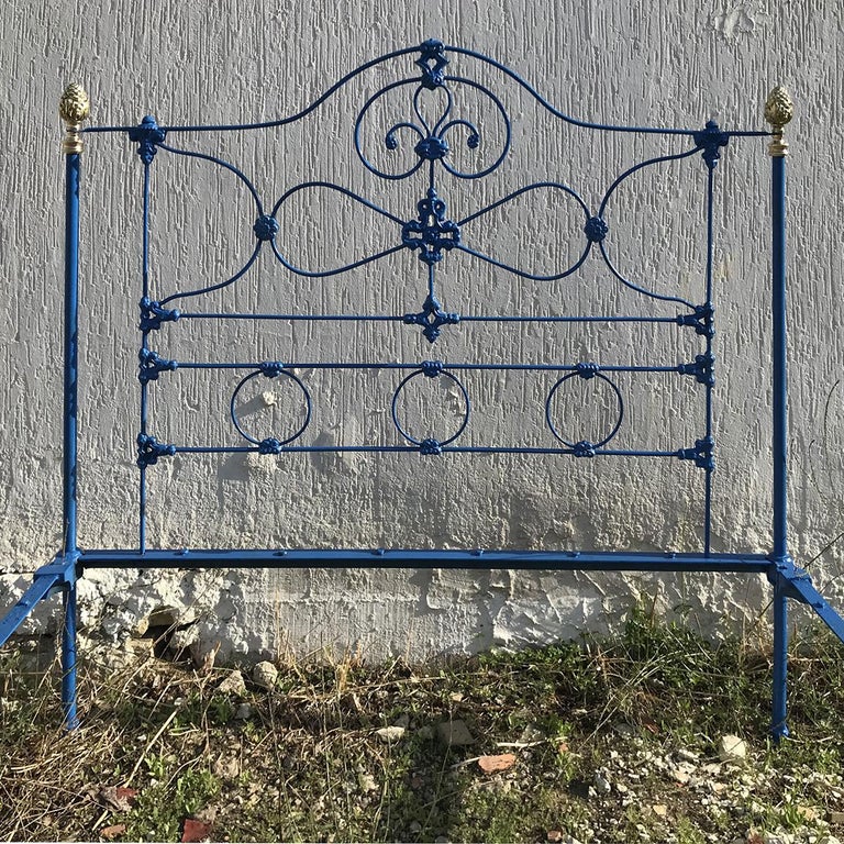 Cast Iron Platform Antique Bed, MK212 For Sale at 1stDibs