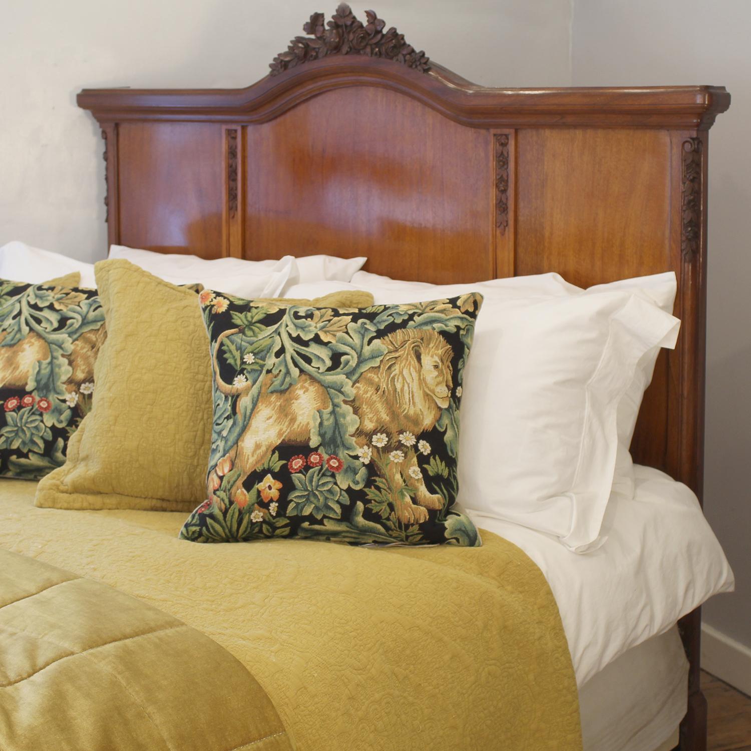 5ft Wide Edwardian Antique Bed with Carved Panels Circa 1910 WK208 For Sale 1