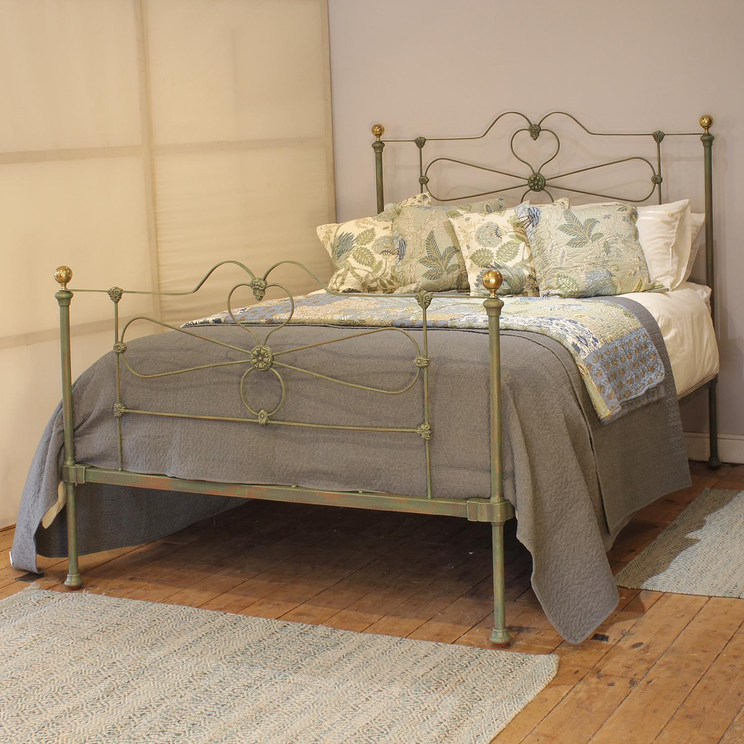 5ft Wide King Size Gusseisen antike Bett in Grün Verdigirs um 1880 im Angebot 5