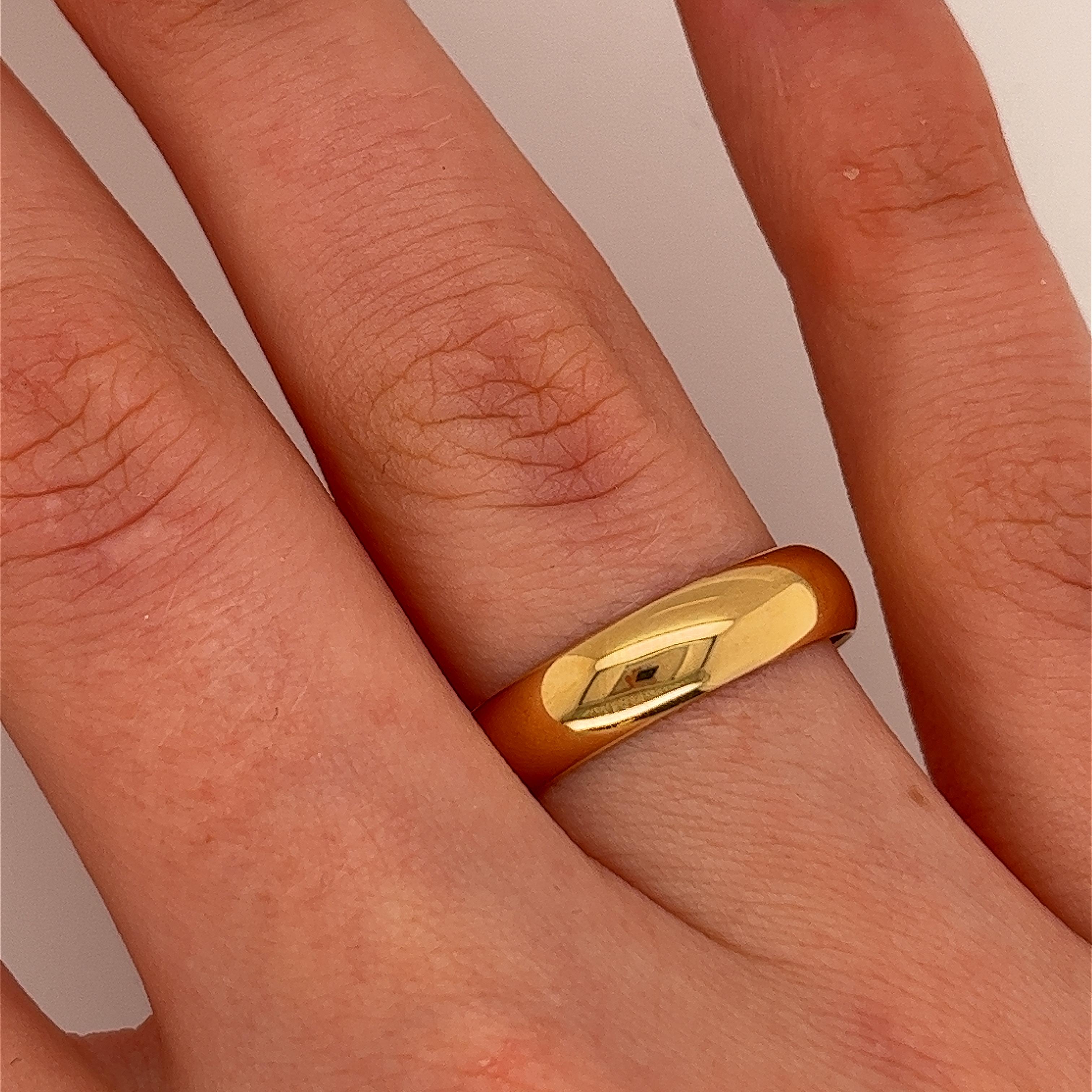 5mm Cartier 18ct Yellow Gold D- shape Wedding Ring With Original Cartier Box 1