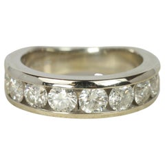 Alianza de boda cónica de oro blanco de 14 quilates con 8 diamantes engastados en canal de 5 mm