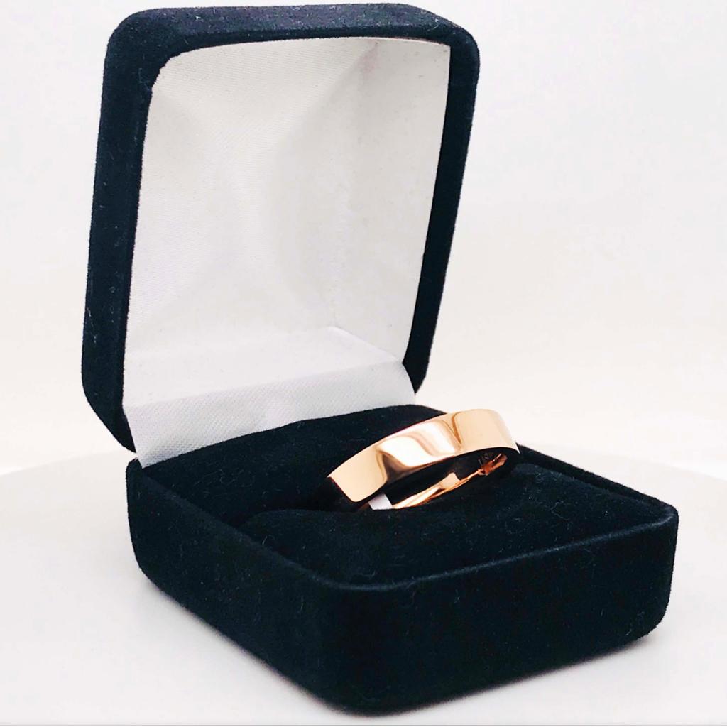 For Sale:  5mm Flat Top Band 14K Rose Gold Comfort-Fit Bright Polish Ring 5