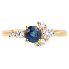 Runder blauer Saphir-Diamant-Cluster-Cocktail-Verlobungsring für sie