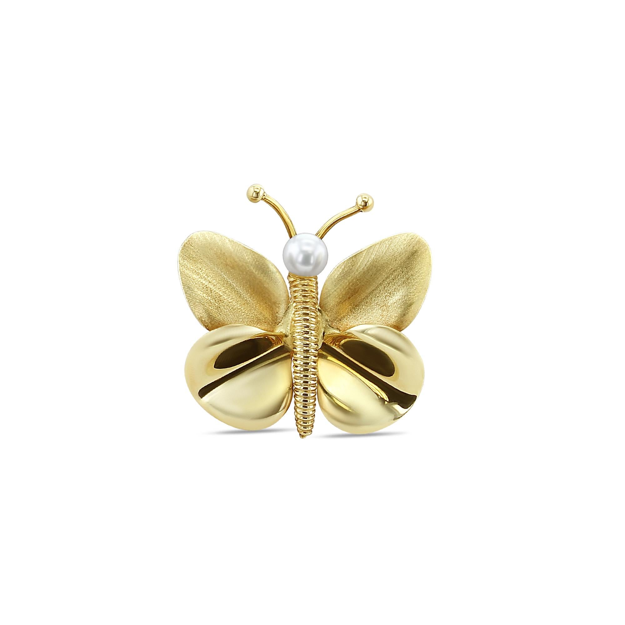 5MM Pearl Gold Butterfly Brooch 14k Yellow Gold In New Condition For Sale In Sugar Land, TX