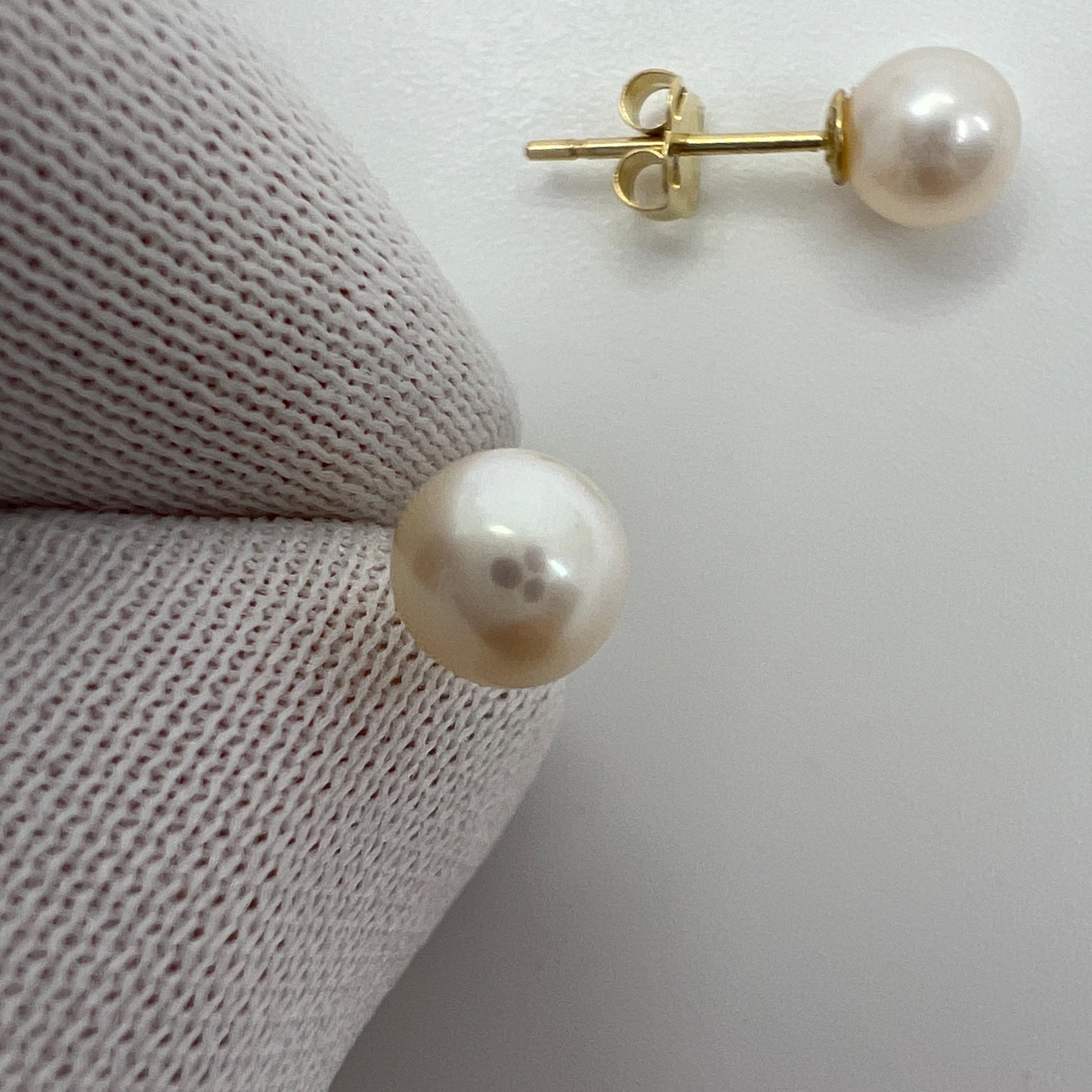 5mm Round Cultured Freshwater White Pearl 9k Yellow Gold Stud Earrings For Sale 1