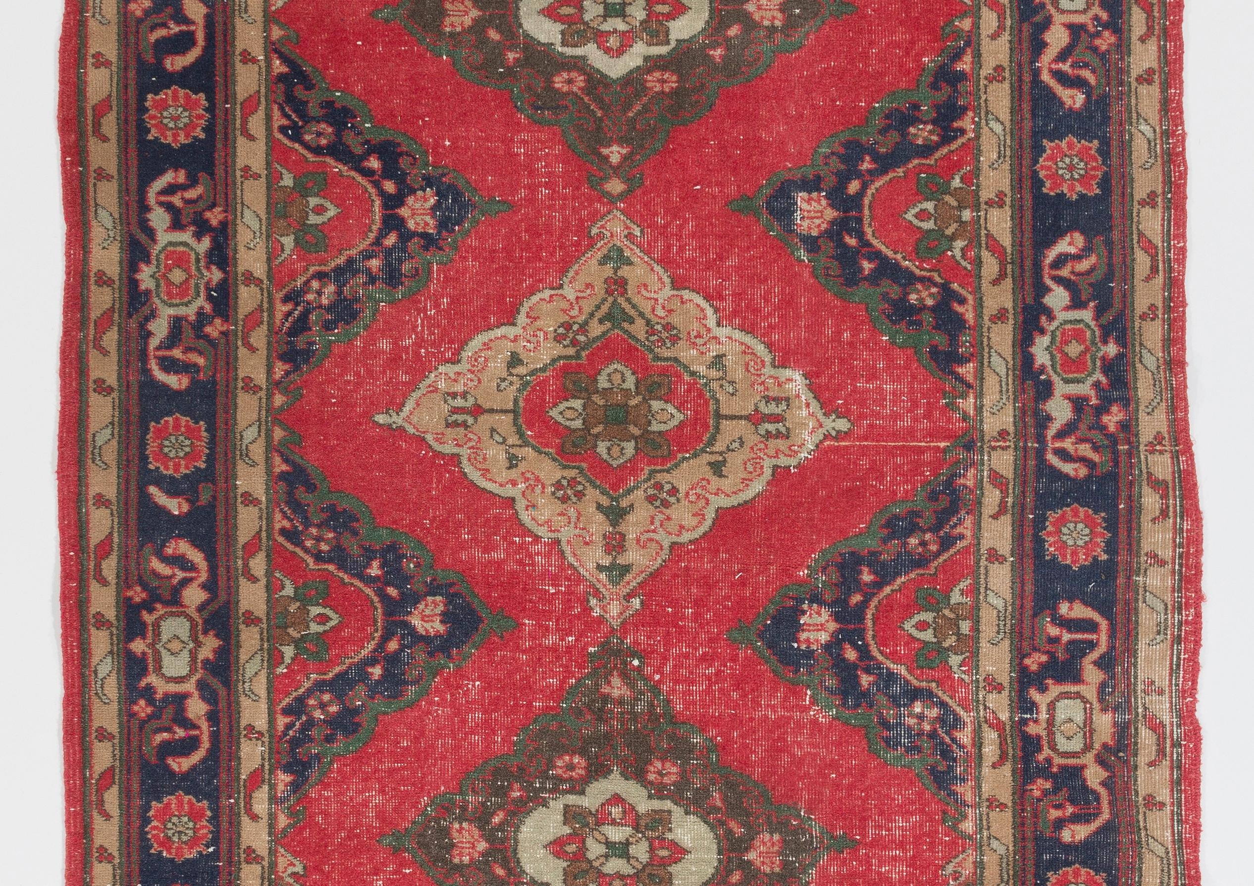 A vintage Turkish runner rug for hallway decor. Finely hand-knotted with even medium wool pile on cotton foundation. Very good condition. Sturdy and as clean as a brand new rug (deep washed professionally).
Size: 5 x 11 ft.