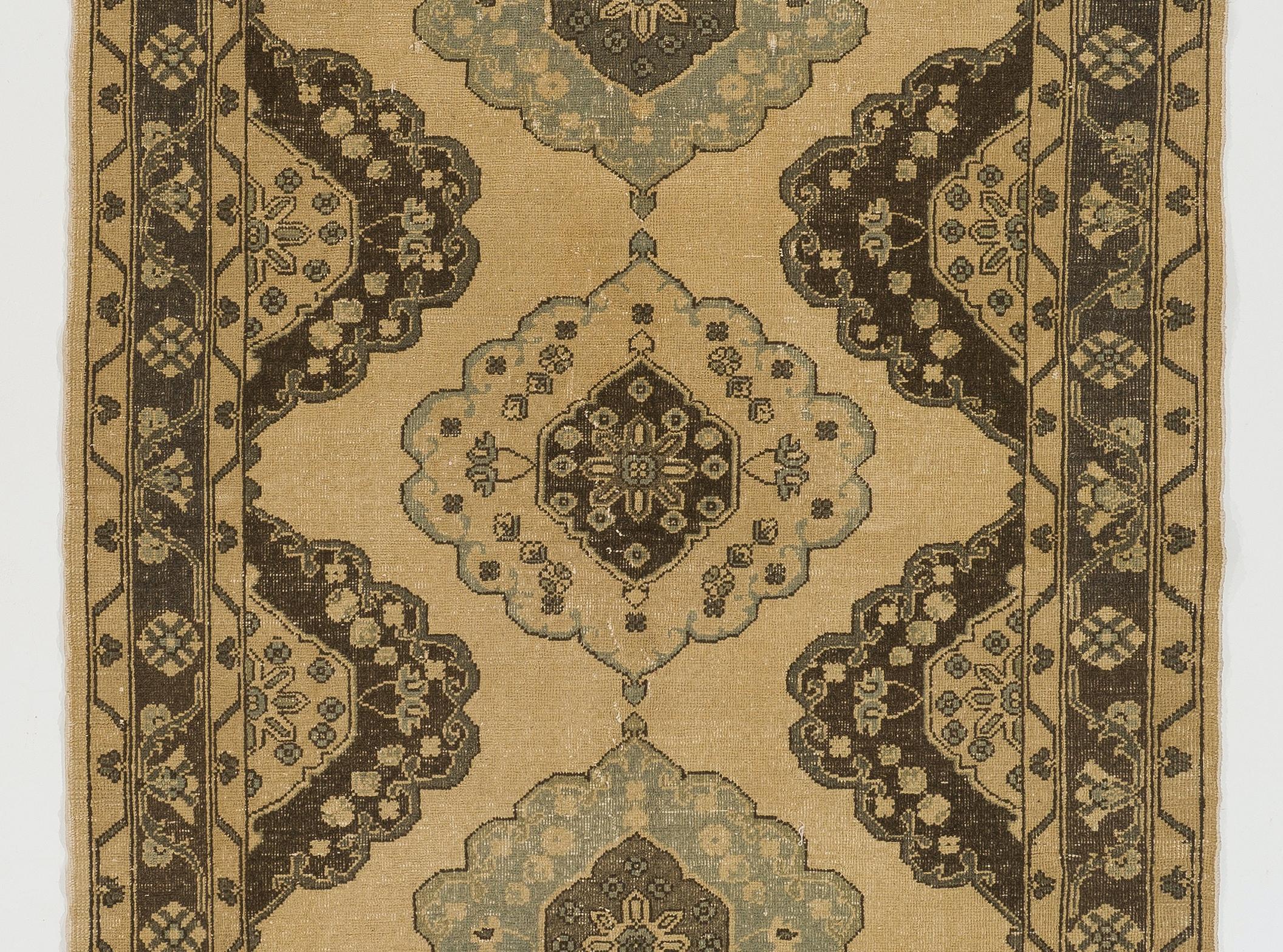 Oushak 5x11.7 ft Handmade Turkish Runner Rug for Hallway, Vintage Kitchen Rug in Beige For Sale