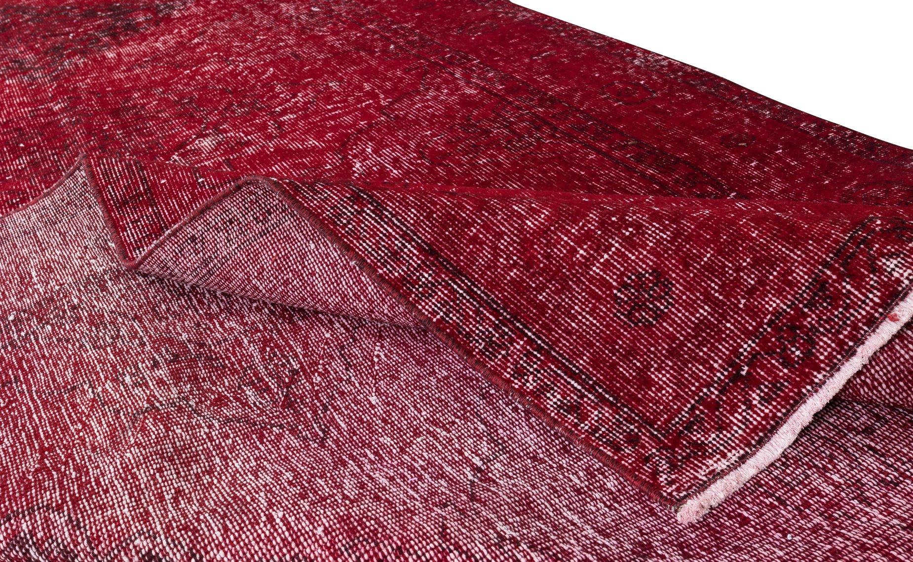 Modern 5x12 Ft Contemporary Handmade Konya Sille Runner Rug in Red for Hallway Decor For Sale