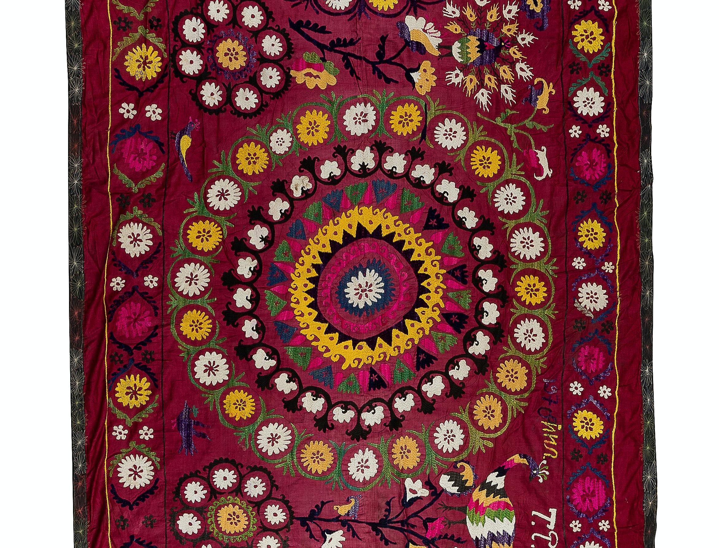 5x12 Ft Vintage Nadelspitze-Tisch-Läufer, rot, Seidenstickerei, Suzani-Wandbehang (Usbekisch) im Angebot