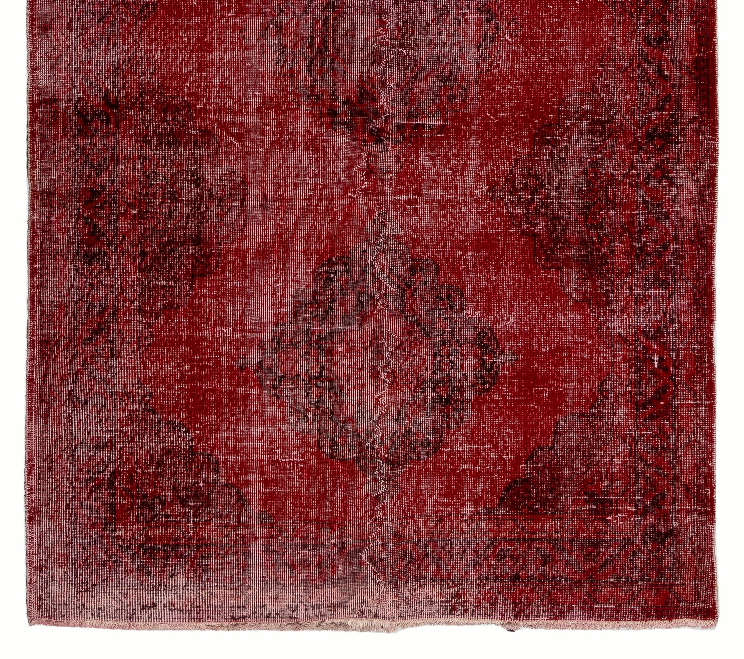 Hand-Knotted 5x13 Ft Vintage Wool Hallway Runner Rug in Red, Modern Anatolian Corridor Carpet For Sale