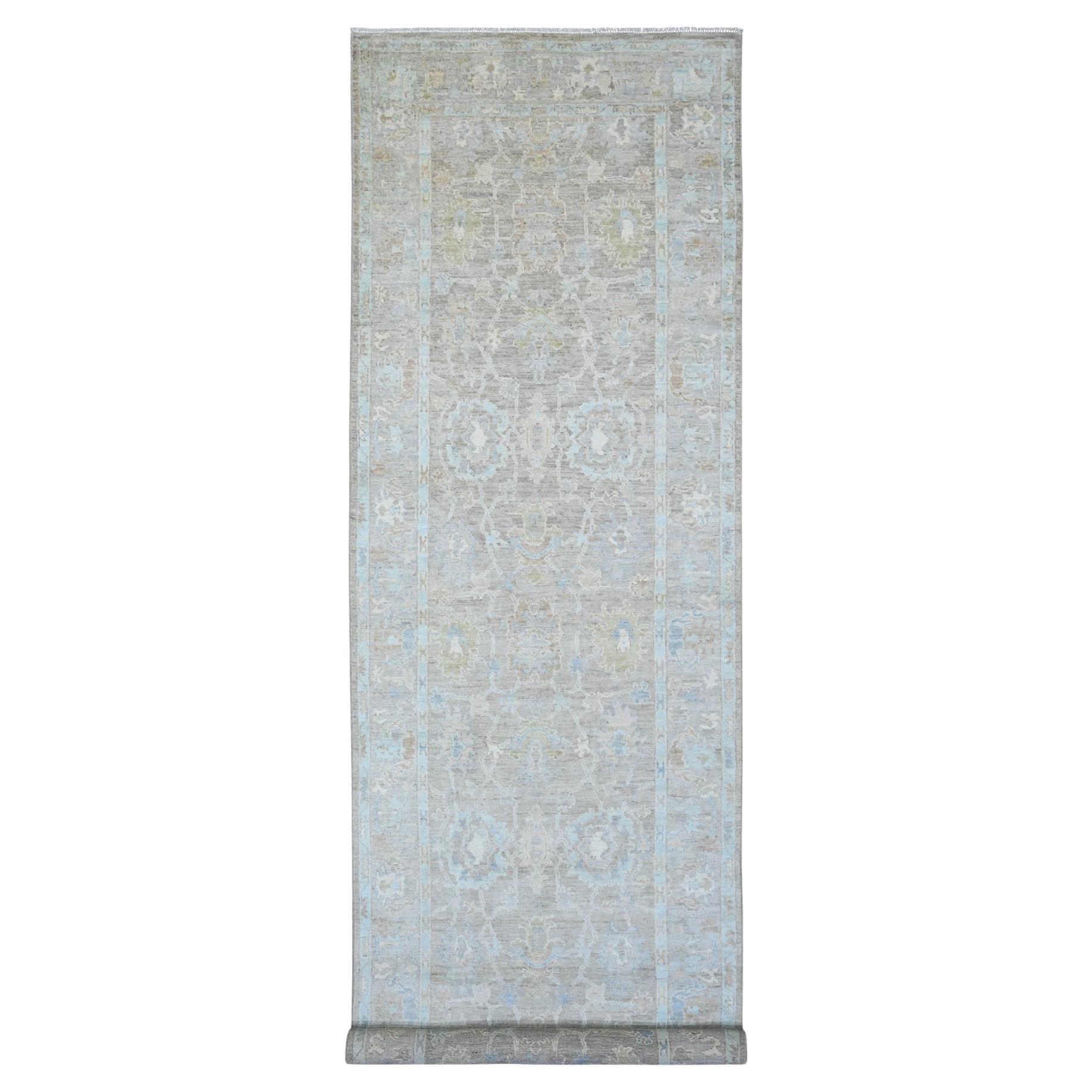 Tappeto Runner in lana annodato a mano 5'x19'9" marrone Afghan Angora Oushak Vines Design in vendita