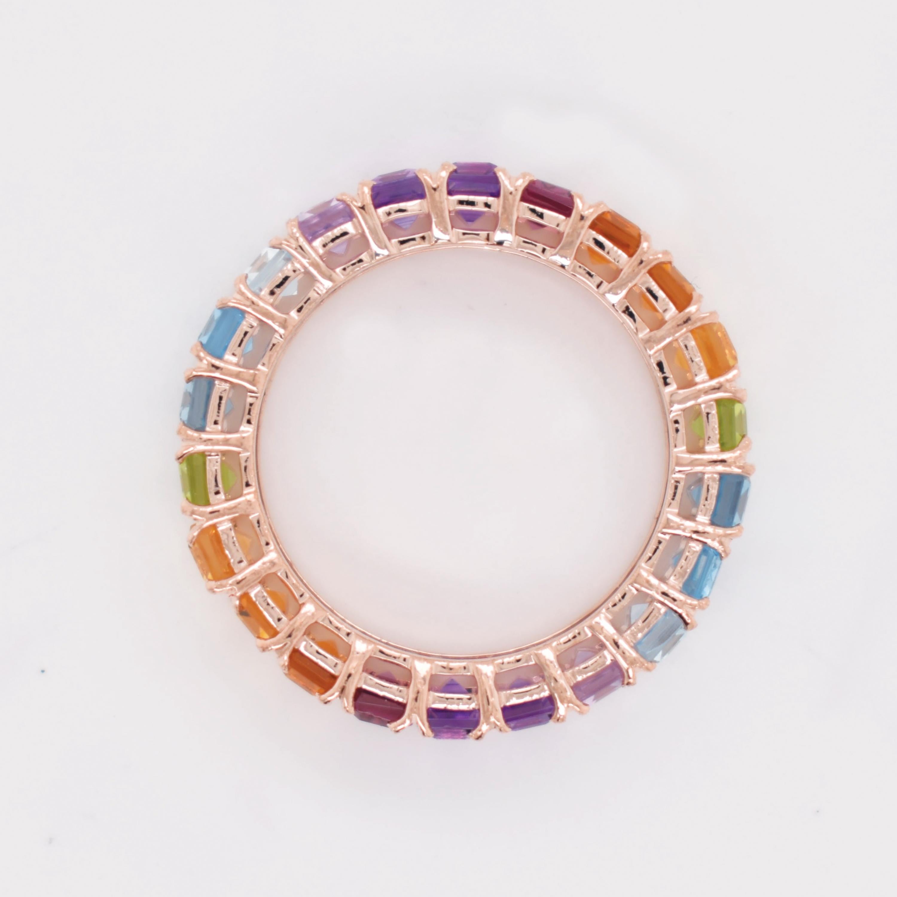 En vente :  5x3 MM Octogone Multicolore Arc-en-ciel Pierres Gemmes Naturelles Bague d'Eternité Or Jaune 11
