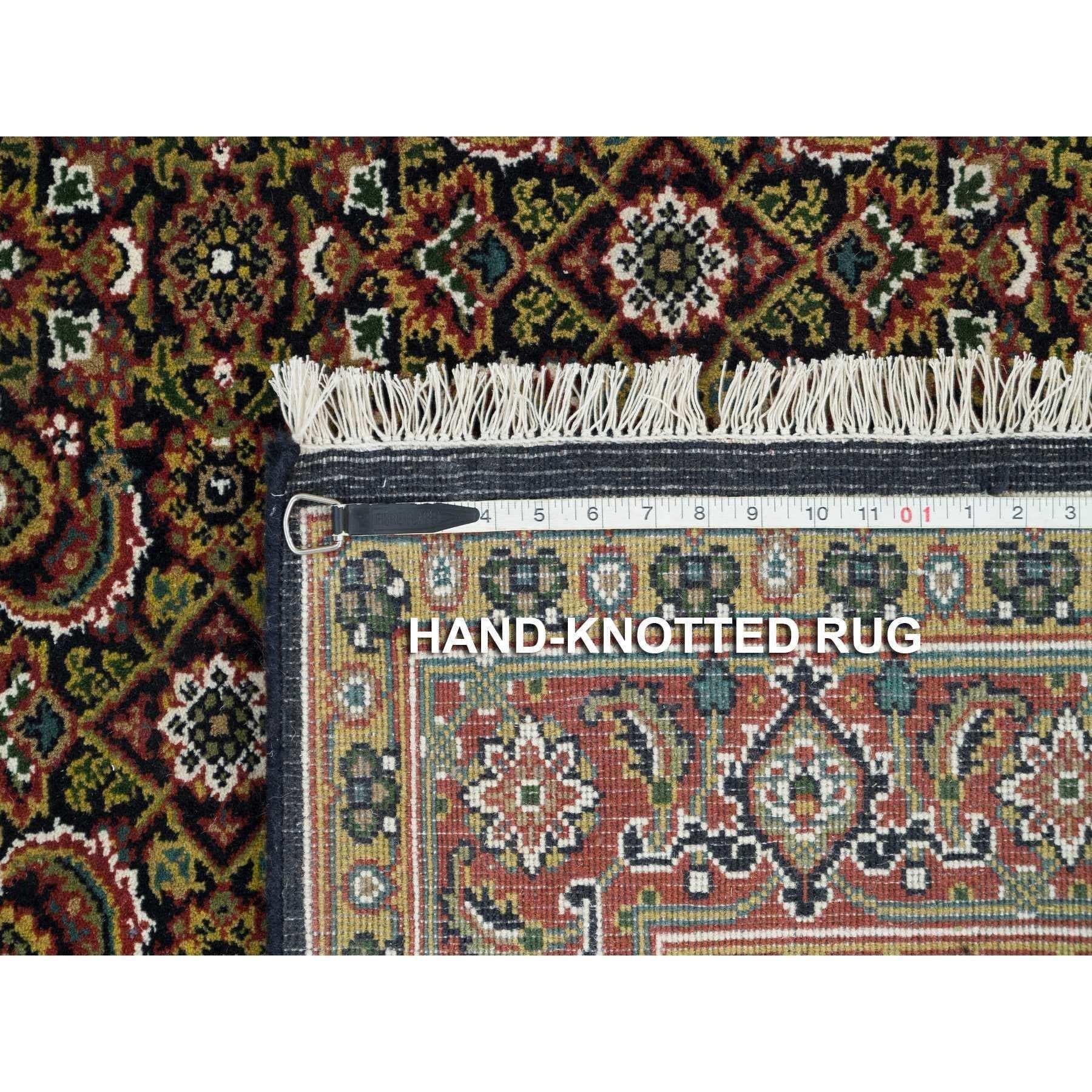 5'x5' Nero 175 KPSI Lana Herrita Design Annodato a Mano Tappeto Orientale Quadrato in vendita 1
