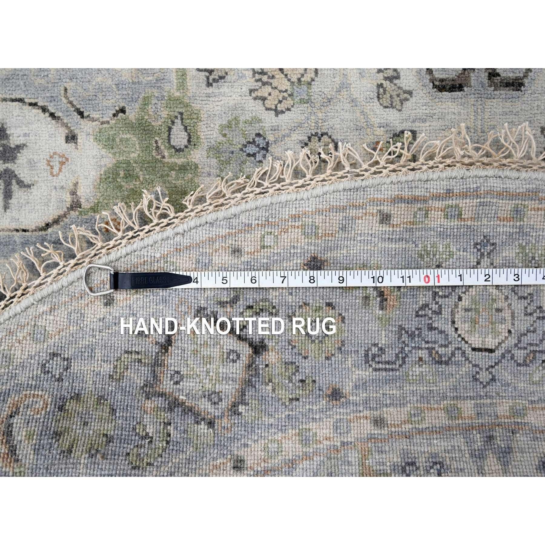 Tapis rond noué à la main Oushak Chrome Denser Weave 5'x5' en vente 1