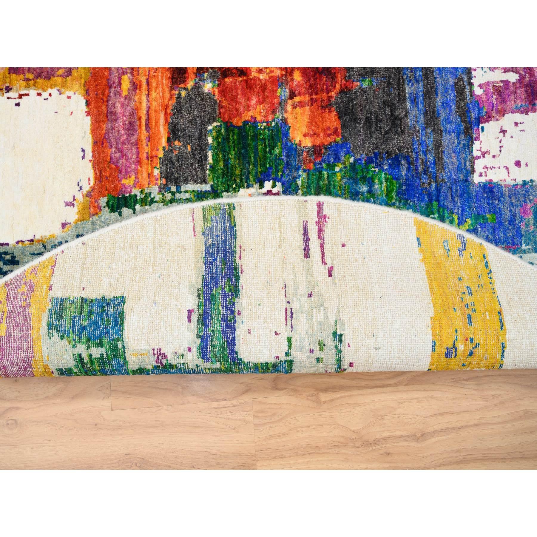 Indian 5'x5' Colorful Modern Abstract Motifs Wool and Silk Hand Knotted Round Rug For Sale