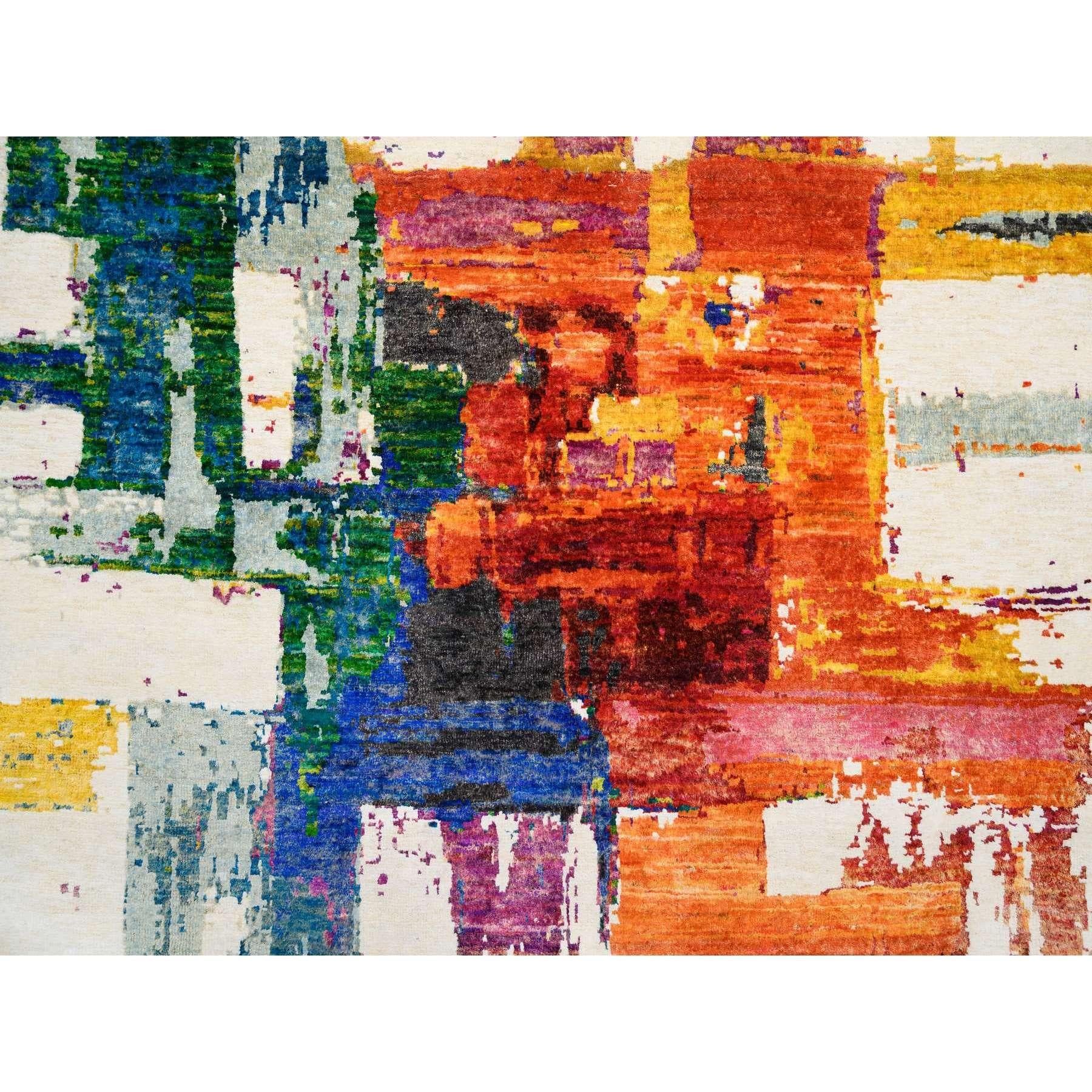 5'x5' Colorful Modern Abstract Motifs Wool and Silk Hand Knotted Round Rug In New Condition For Sale In Carlstadt, NJ