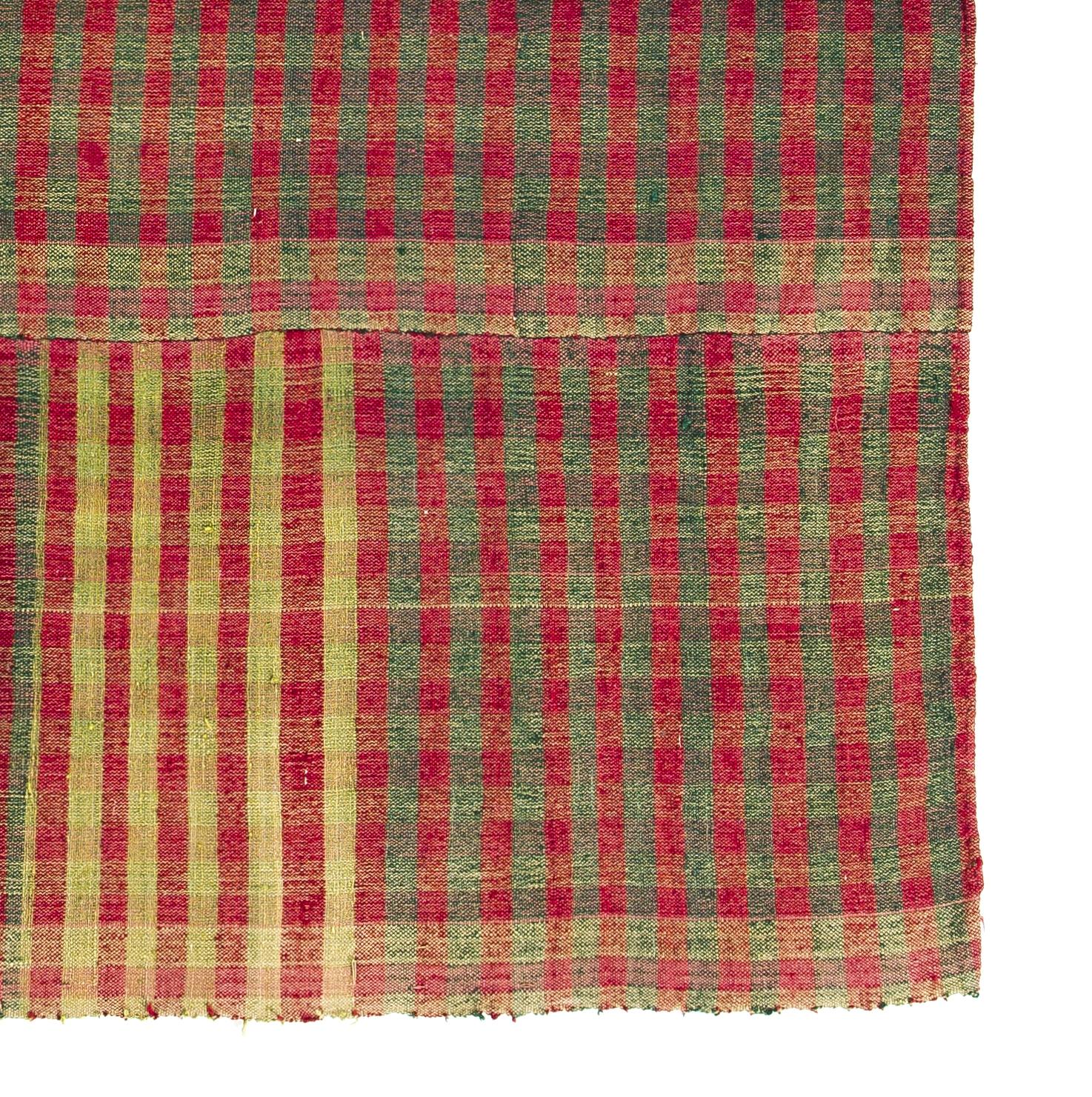 4.4x5 Ft Chequered Wool Kilim Rug in Red & Green Colors. Soft Floppy Handle.  In Good Condition In Philadelphia, PA