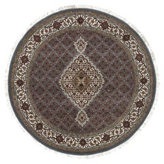 5
x5
Ivory Wool Hand Knotted Tabriz Mahi Round Oriental Rug