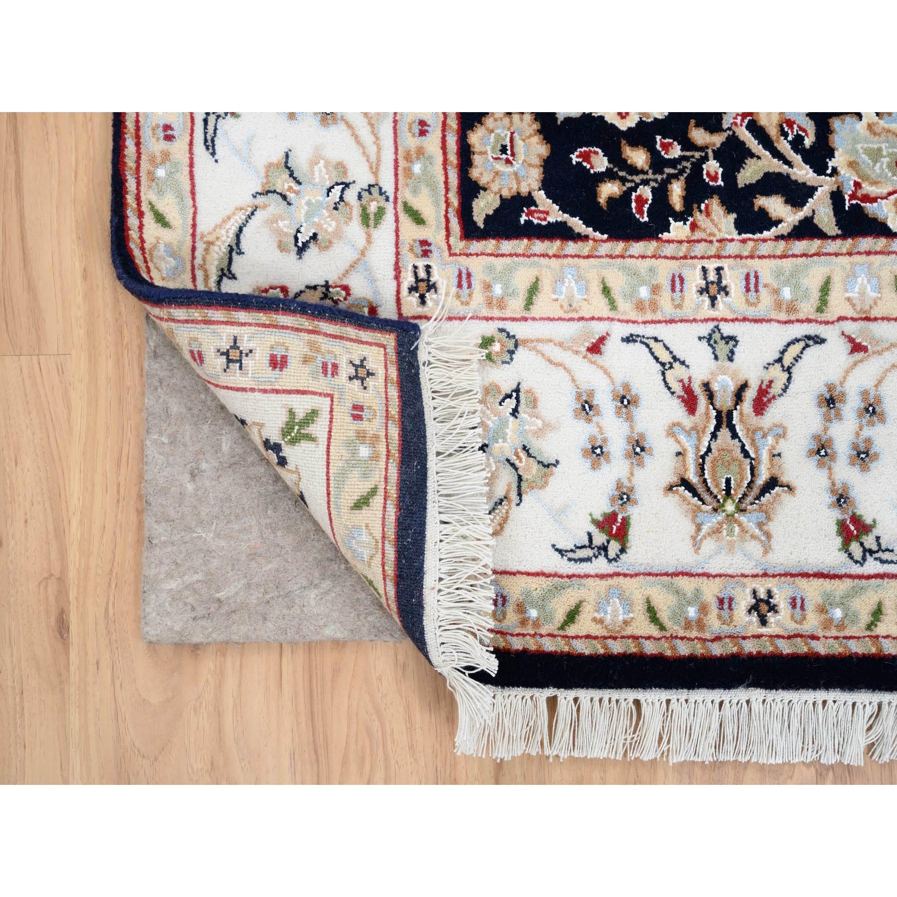 5'x5' Mitternachtsblau Handgeknüpft Nain 250 KPSI Reine Wolle Quadratischer Orientteppich (Indisch) im Angebot
