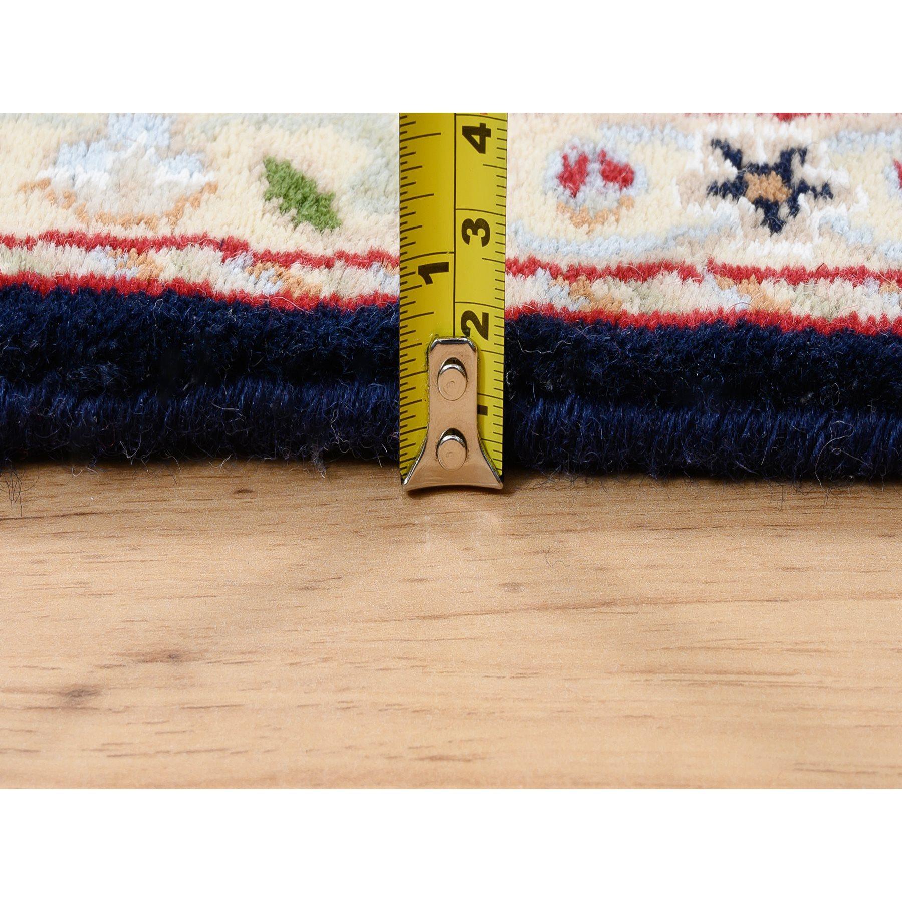 5'x5' Mitternachtsblau Handgeknüpft Nain 250 KPSI Reine Wolle Quadratischer Orientteppich im Angebot 1