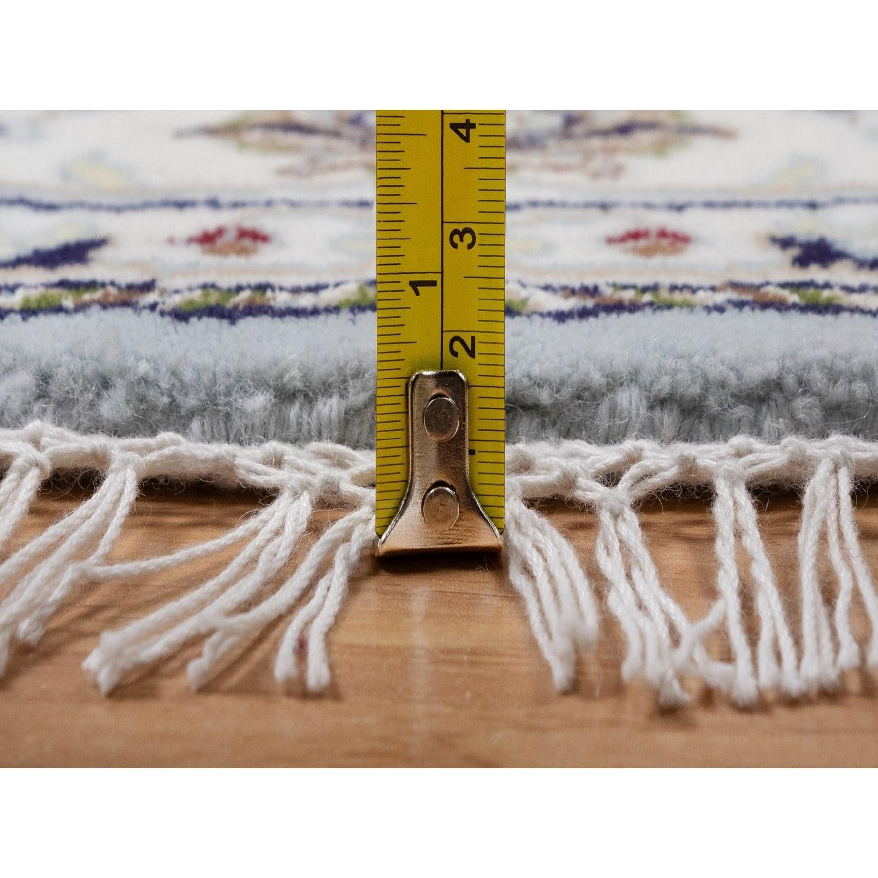 5'x5' Steinblau Wolle & Seide Nain 250 KPSI Handgeknüpfter runder Orientteppich im Angebot 2