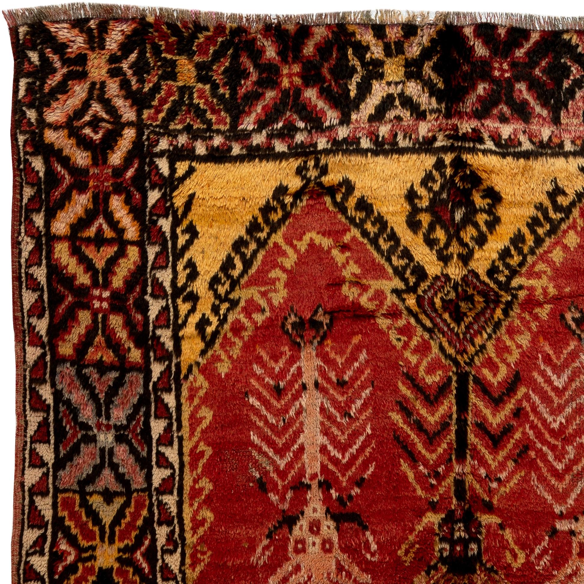 Einzigartiger handgeknüpfter anatolischer Vintage-Teppich, 100 % organische Wolle, 5x6 m (Türkisch) im Angebot
