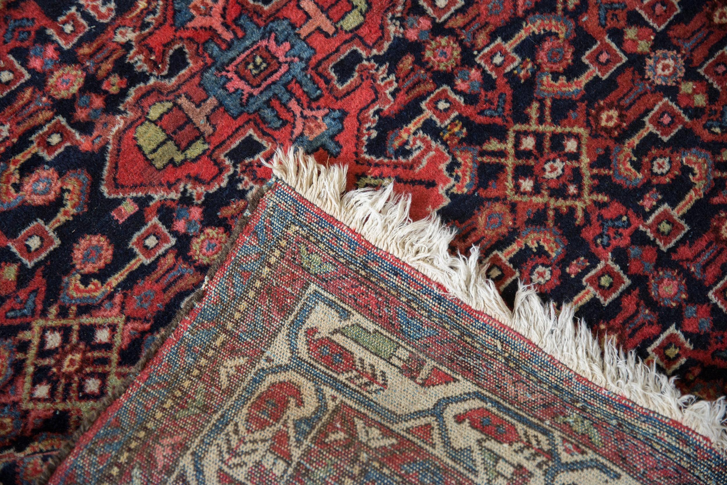 Vintage Hamadan Rug For Sale 1