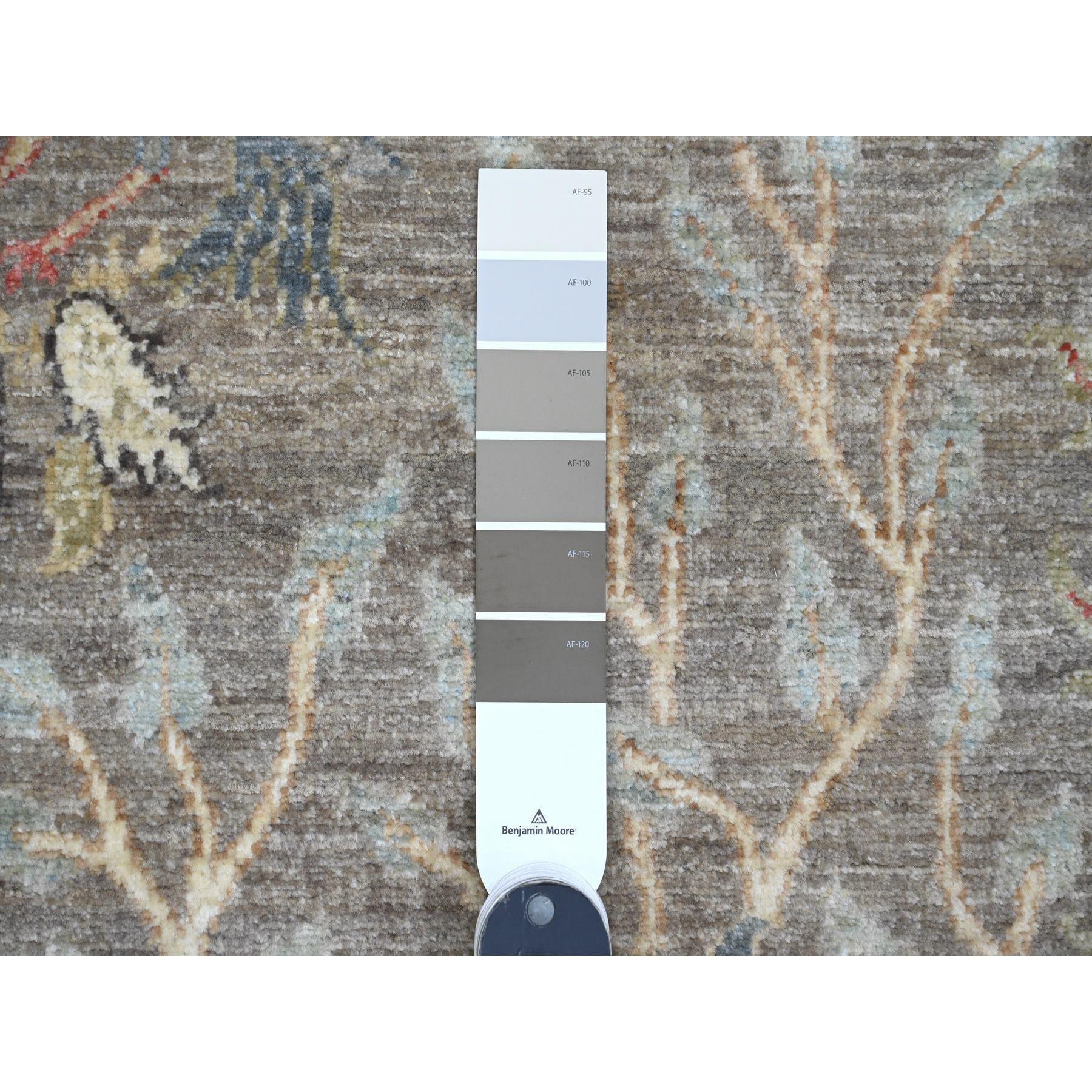 Oushak Tapis noué à la main en laine douce, 5'x6'8'' Brown Knots of Paradise Design Rugs en vente