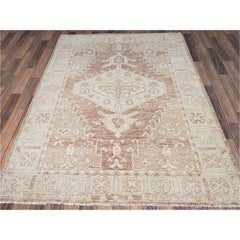 Handgeknüpfter Orientteppich aus Wolle im irisch-braunen anatolischen Dorfdesign, 152 x 206 cm