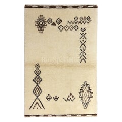 5x7 ft Handmade Beni Ourain Moroccan Tulu Rug Made of Ivory, Brown & Black Wool
