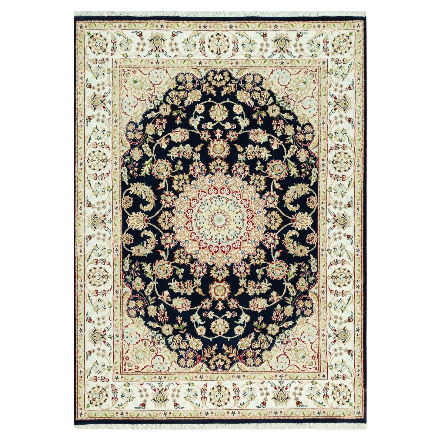 5'x7' Hague Blue Nain Tappeto orientale in lana organica con disegno floreale annodato a mano