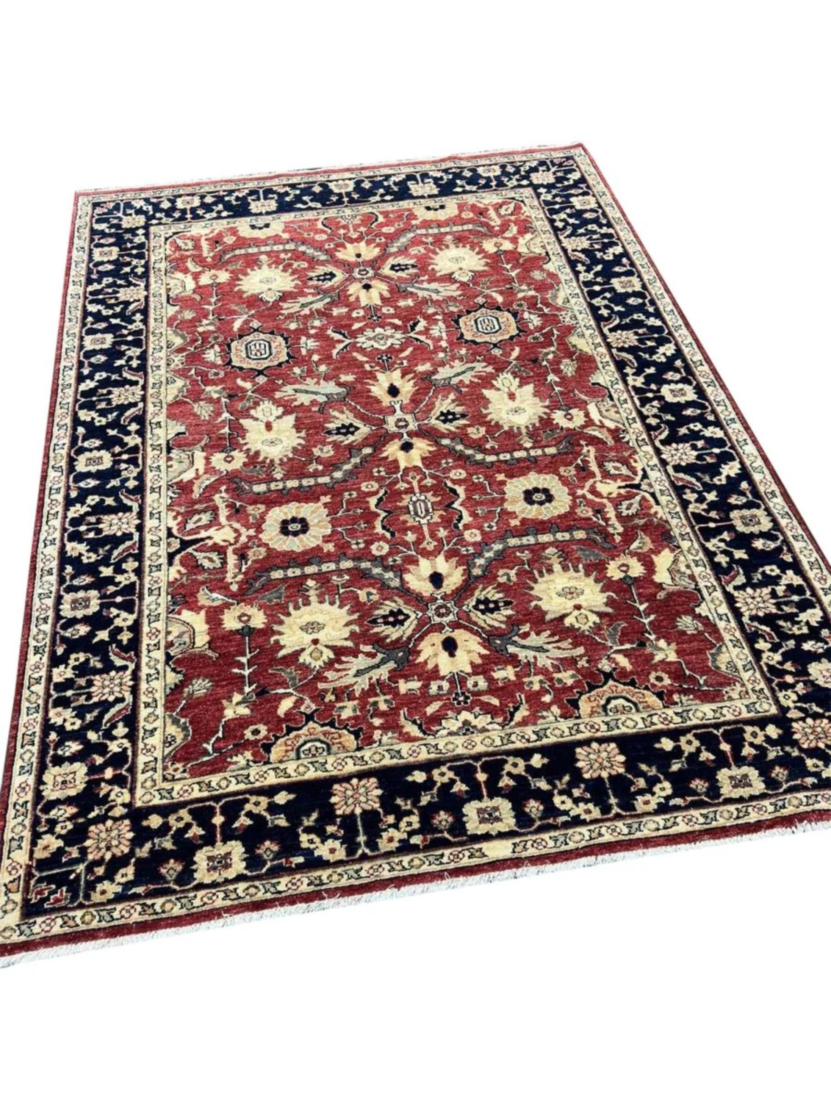 XXIe siècle et contemporain 5x7 Noué à la main Pakistanais avec le style Heriz en vente