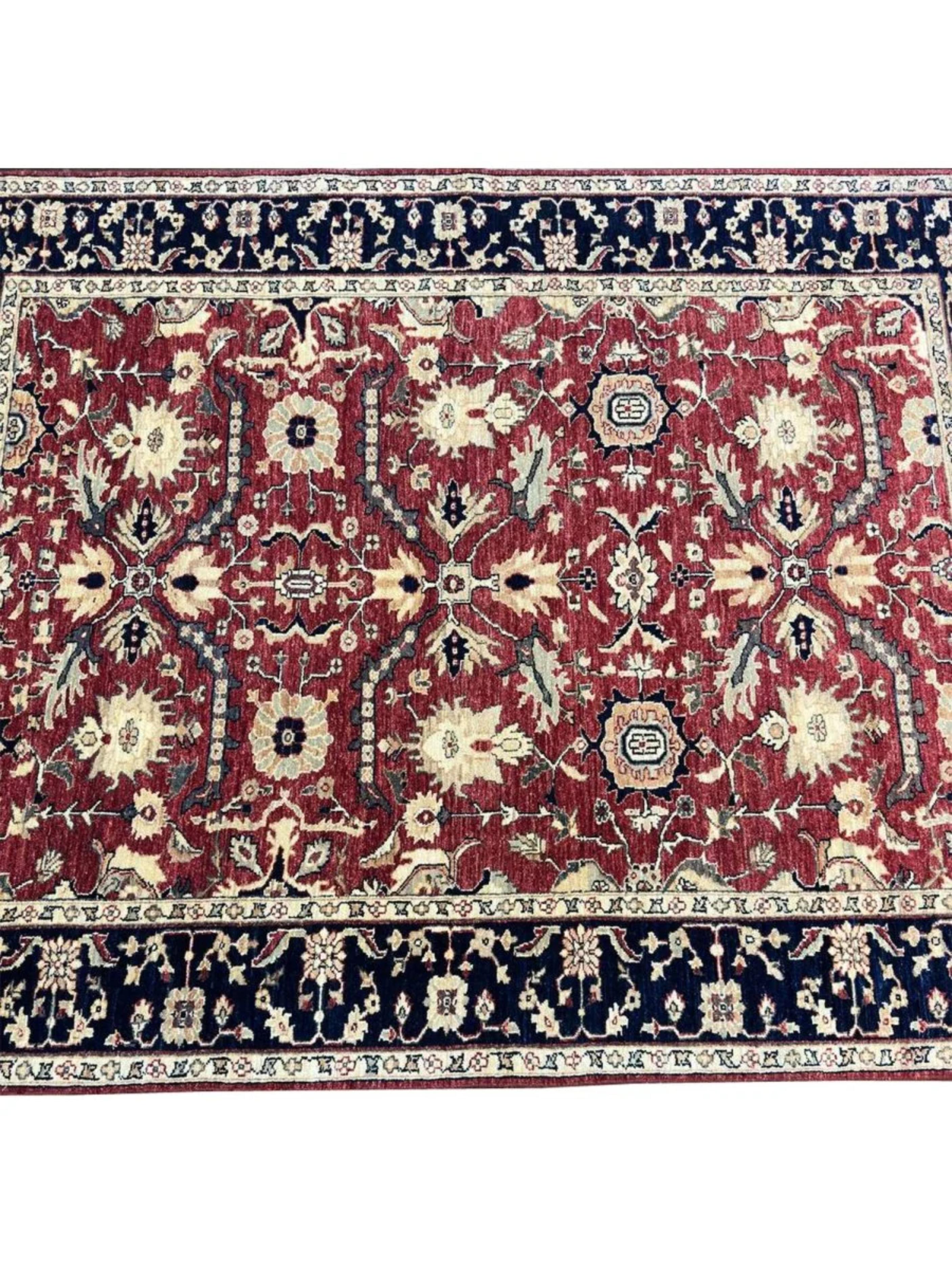 5x7 Noué à la main Pakistanais avec le style Heriz en vente 2