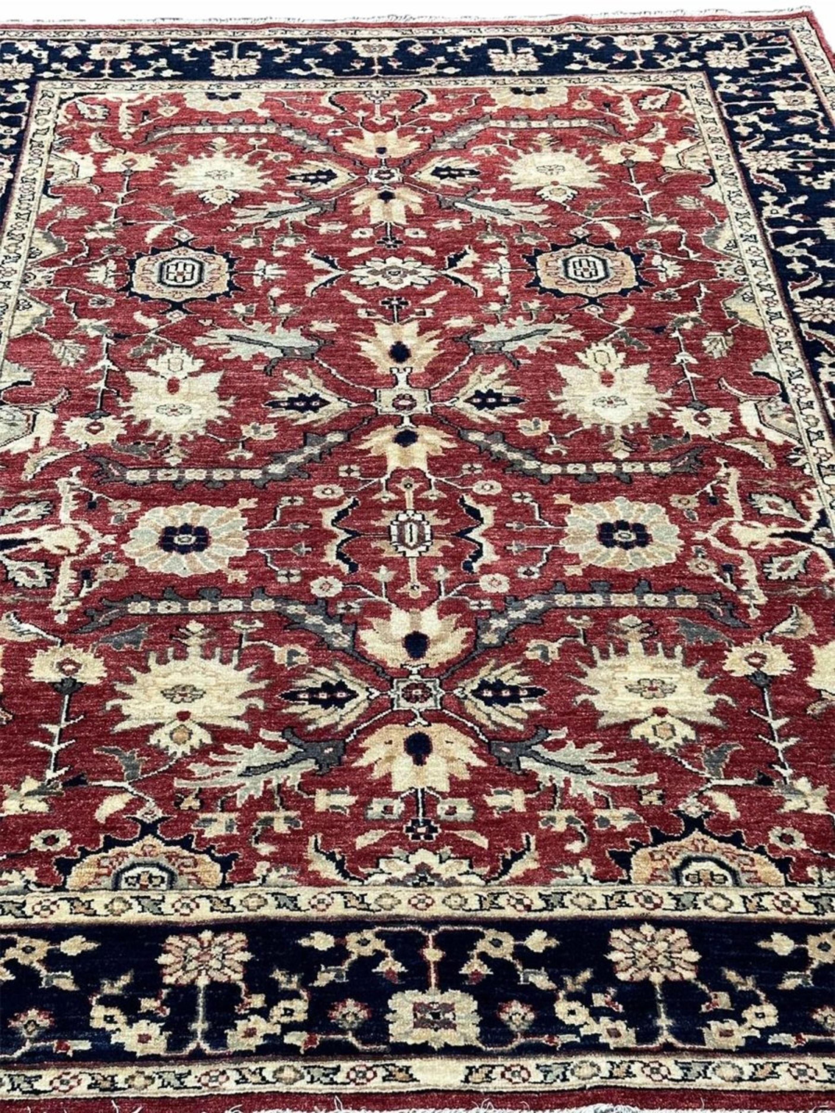 5x7 Noué à la main Pakistanais avec le style Heriz en vente 3