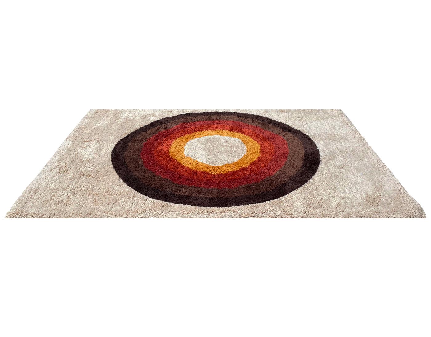 Scandinavian Modern Mid Century Danish Style Rya Area Shag Rug in Modern Bullseye Design For Sale