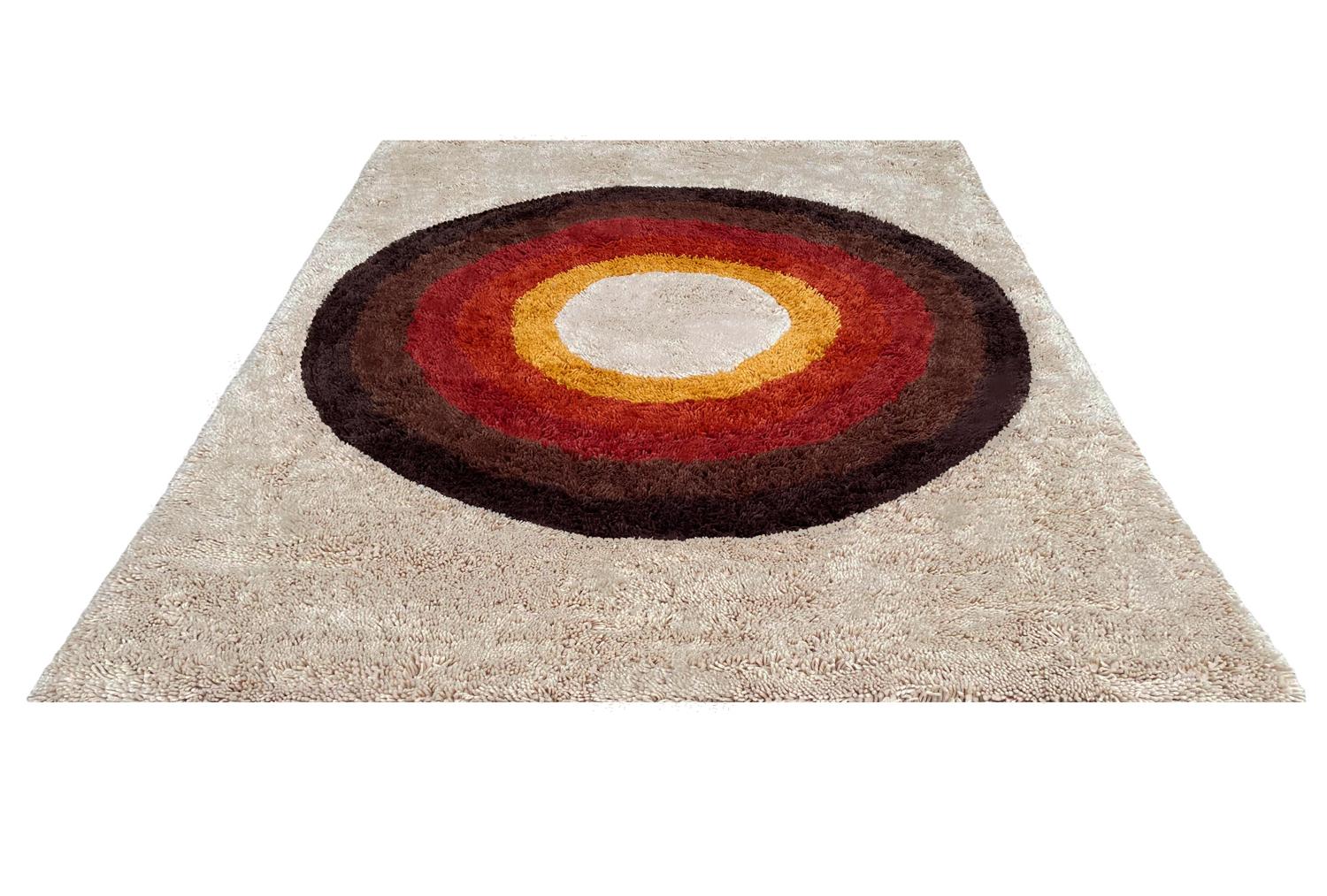 Contemporary Mid Century Danish Style Rya Area Shag Rug in Modern Bullseye Design For Sale