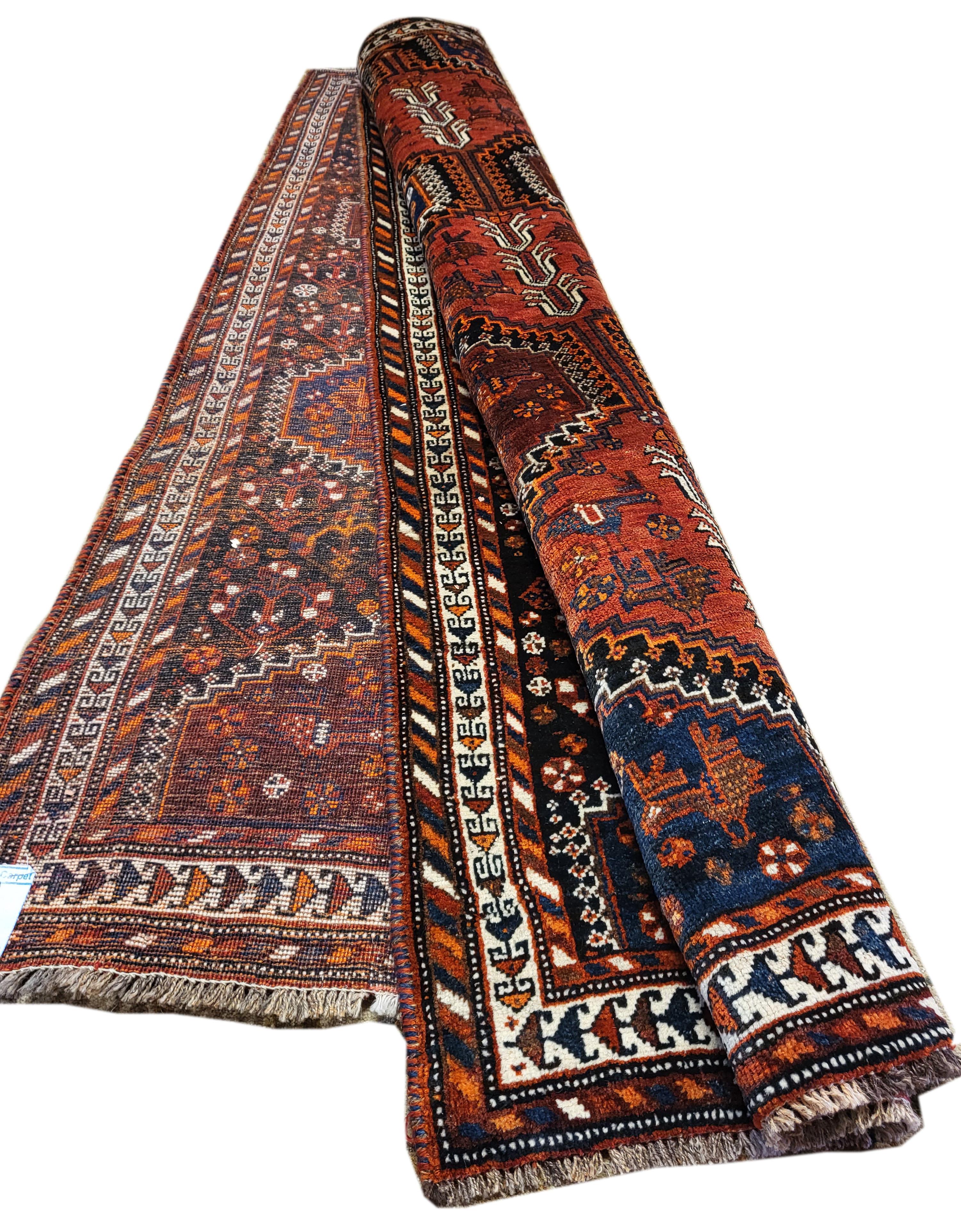 5'x7' Vintage Qashqai / Meziti Nomadic / Tribal Persian Rug Rust
