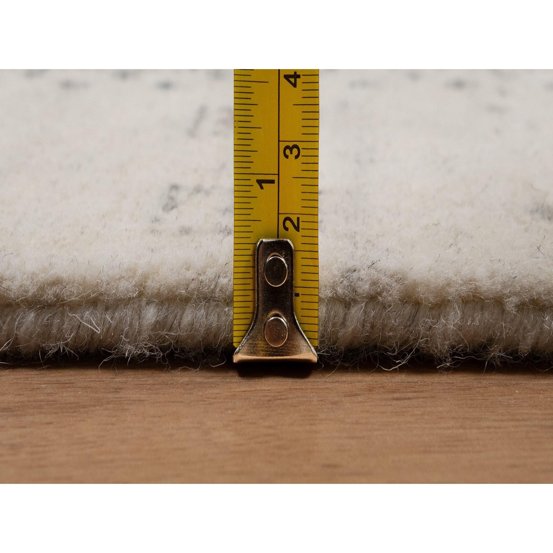 XXIe siècle et contemporain 5'x7'10